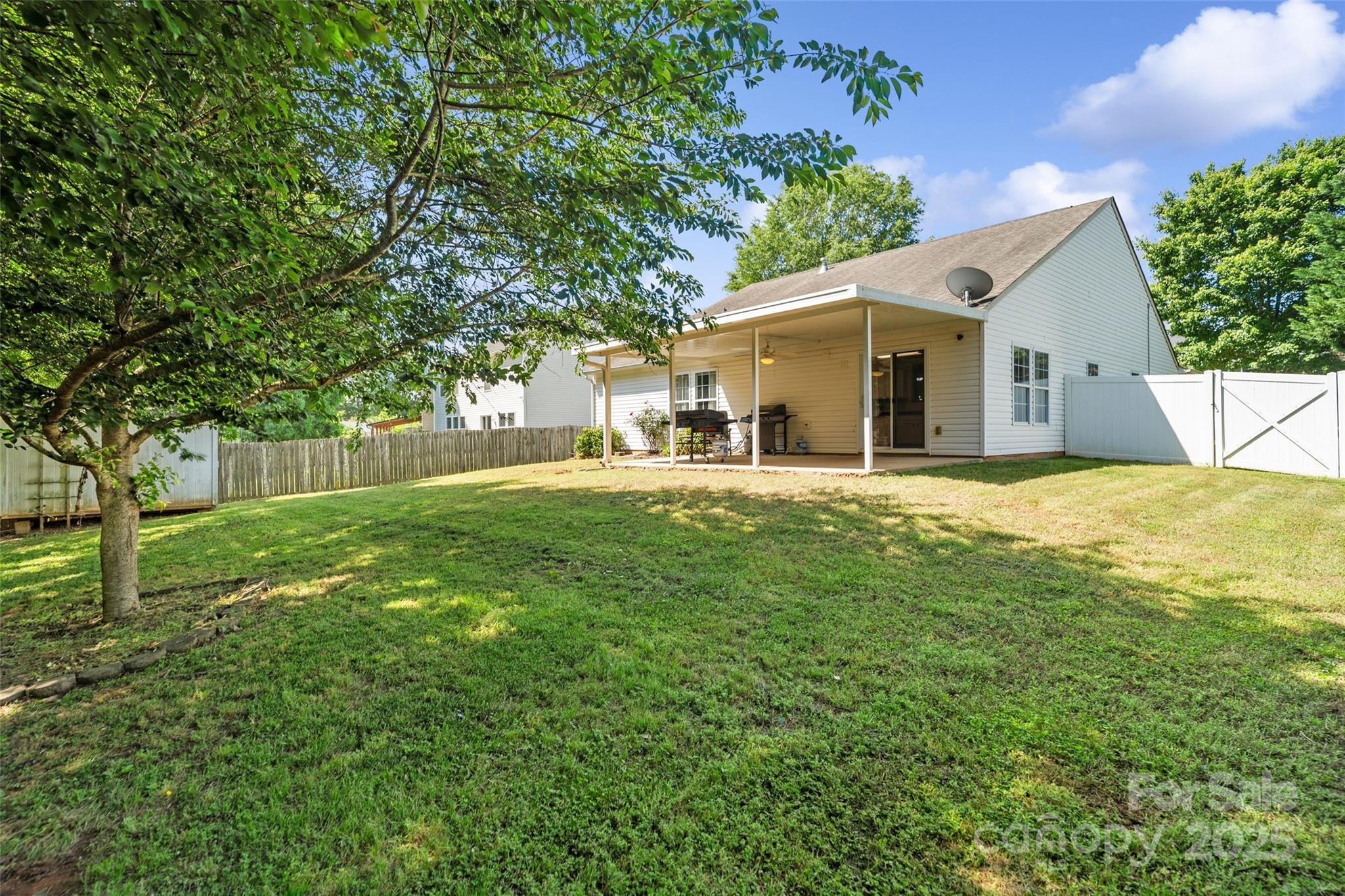 1961 Leesburg Drive