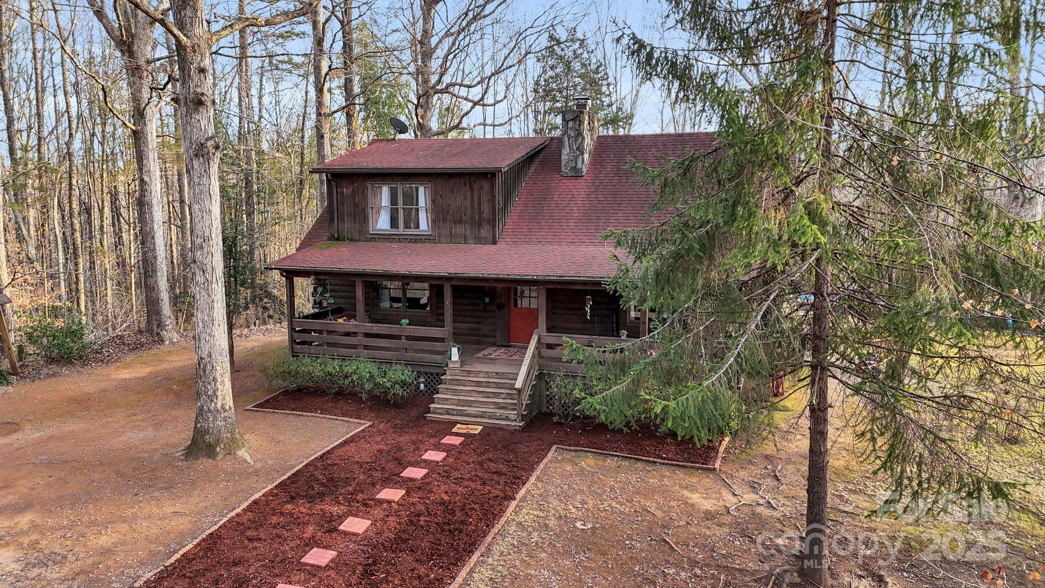 371 Shady Tree Lane