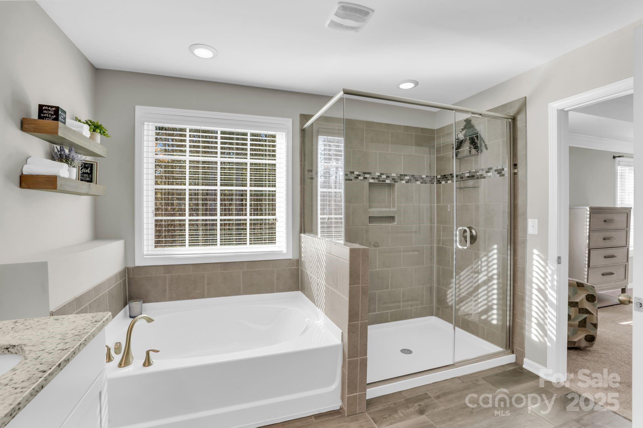 9507 Inverness Bay Road