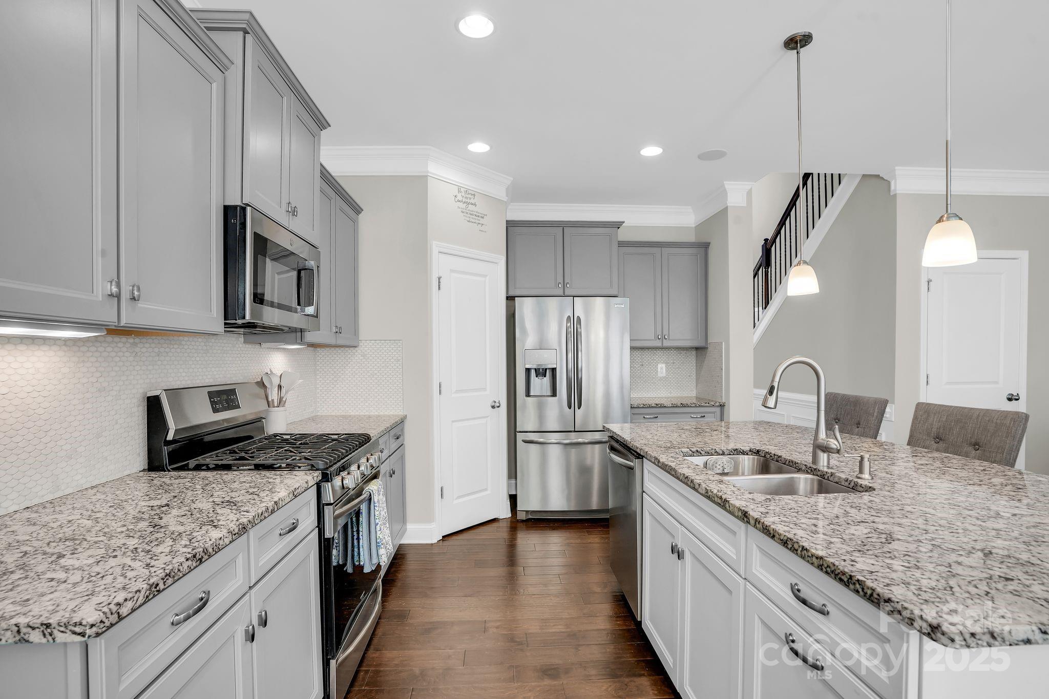 9507 Inverness Bay Road