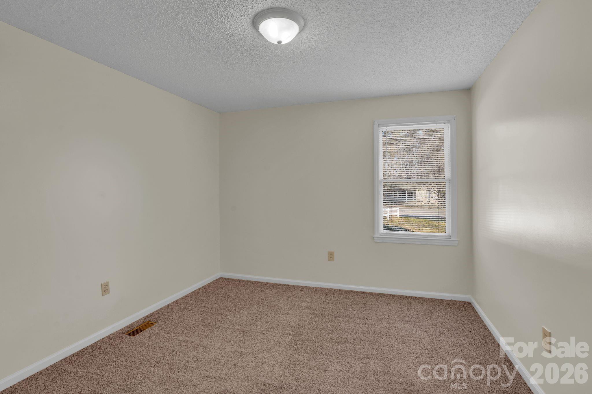 206 Ross Court