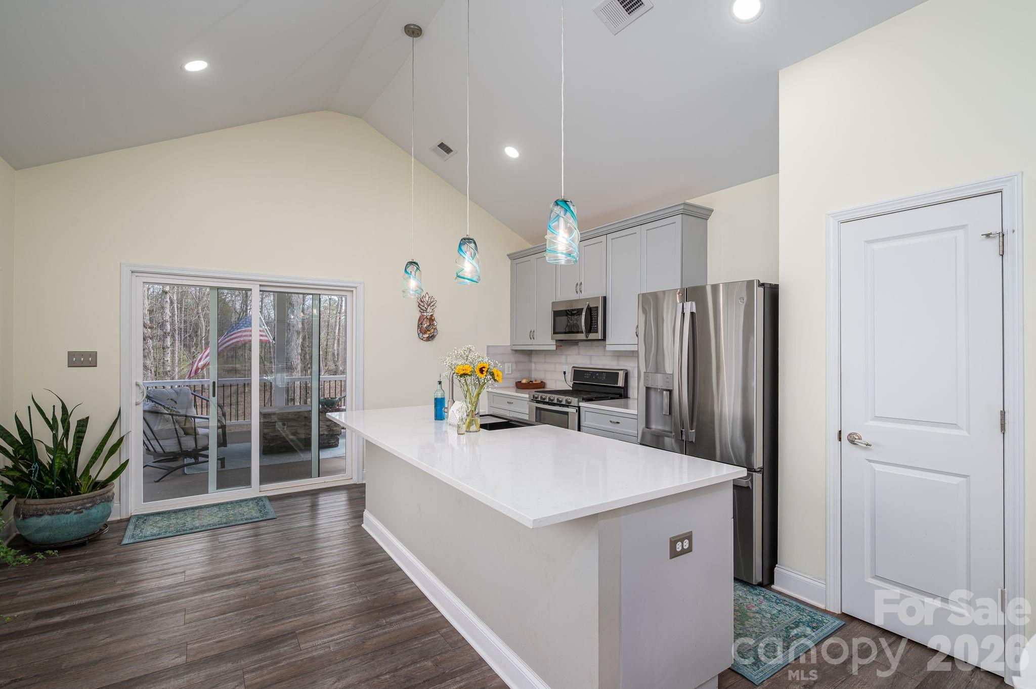 1310 Western Hills Lane