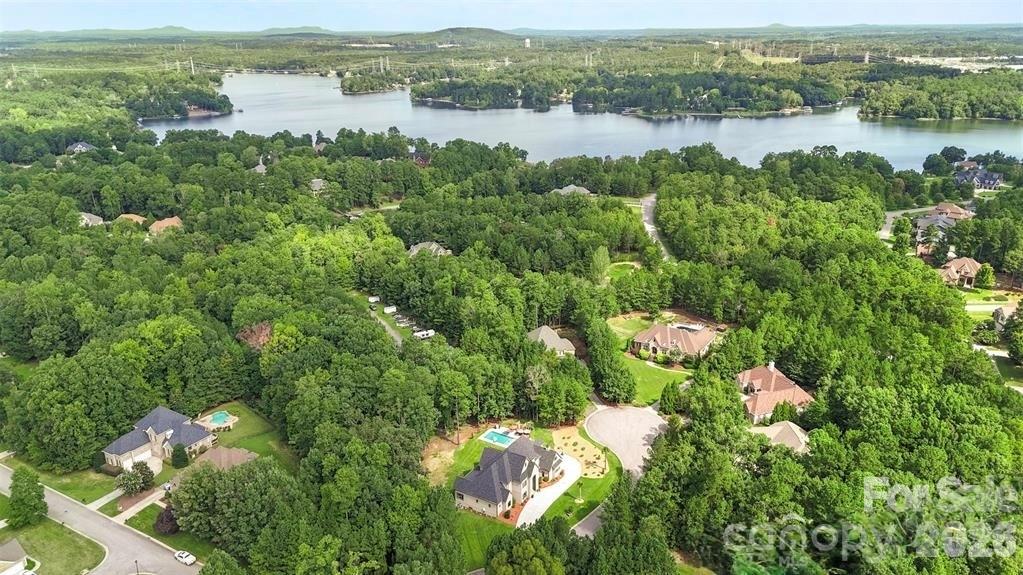 220 Palm Cove Way