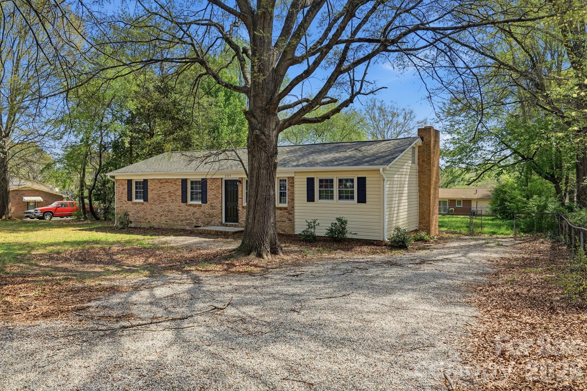 2323 Maplewood Drive
