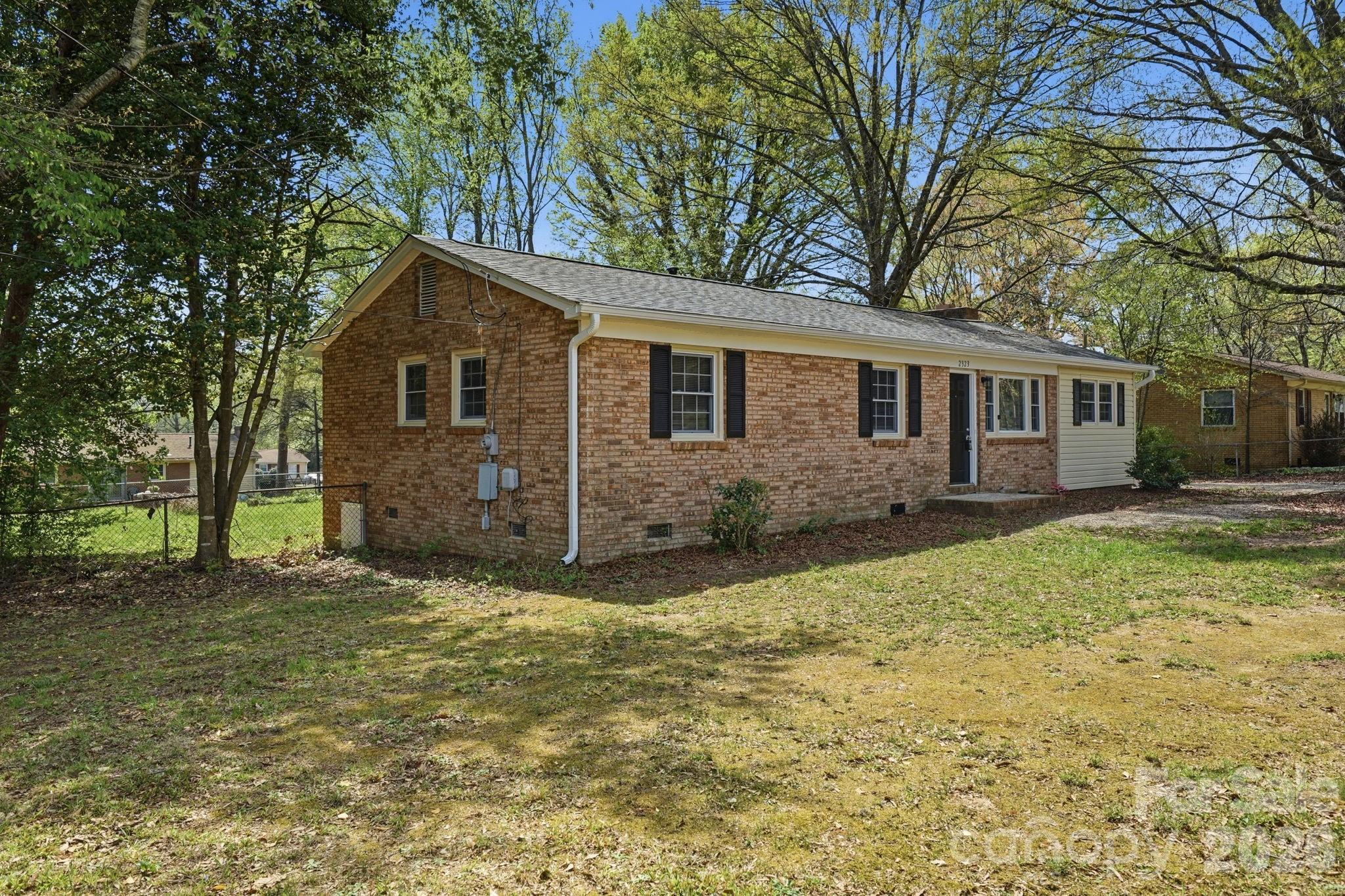 2323 Maplewood Drive