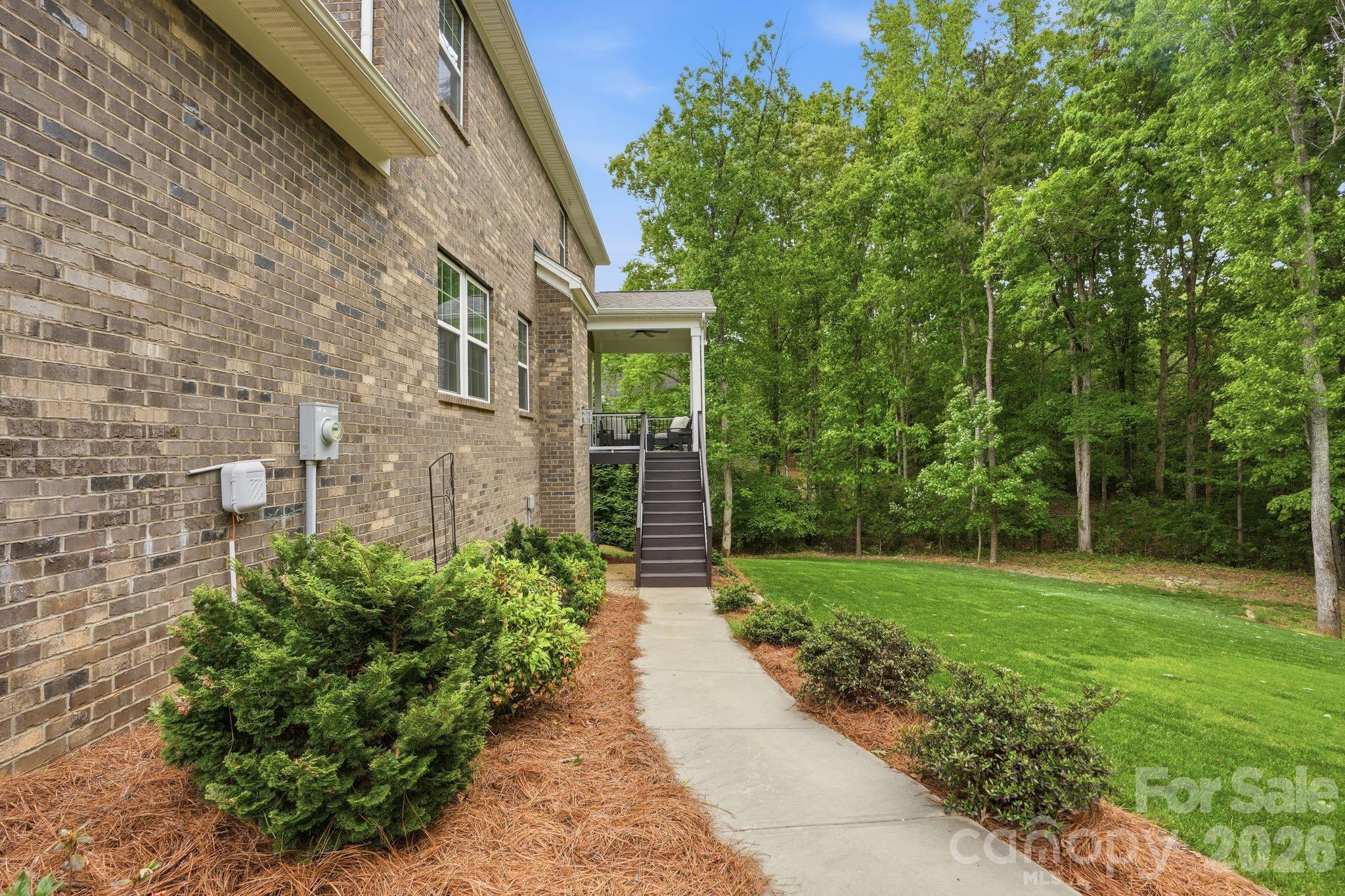 588 Highland Ridge Point