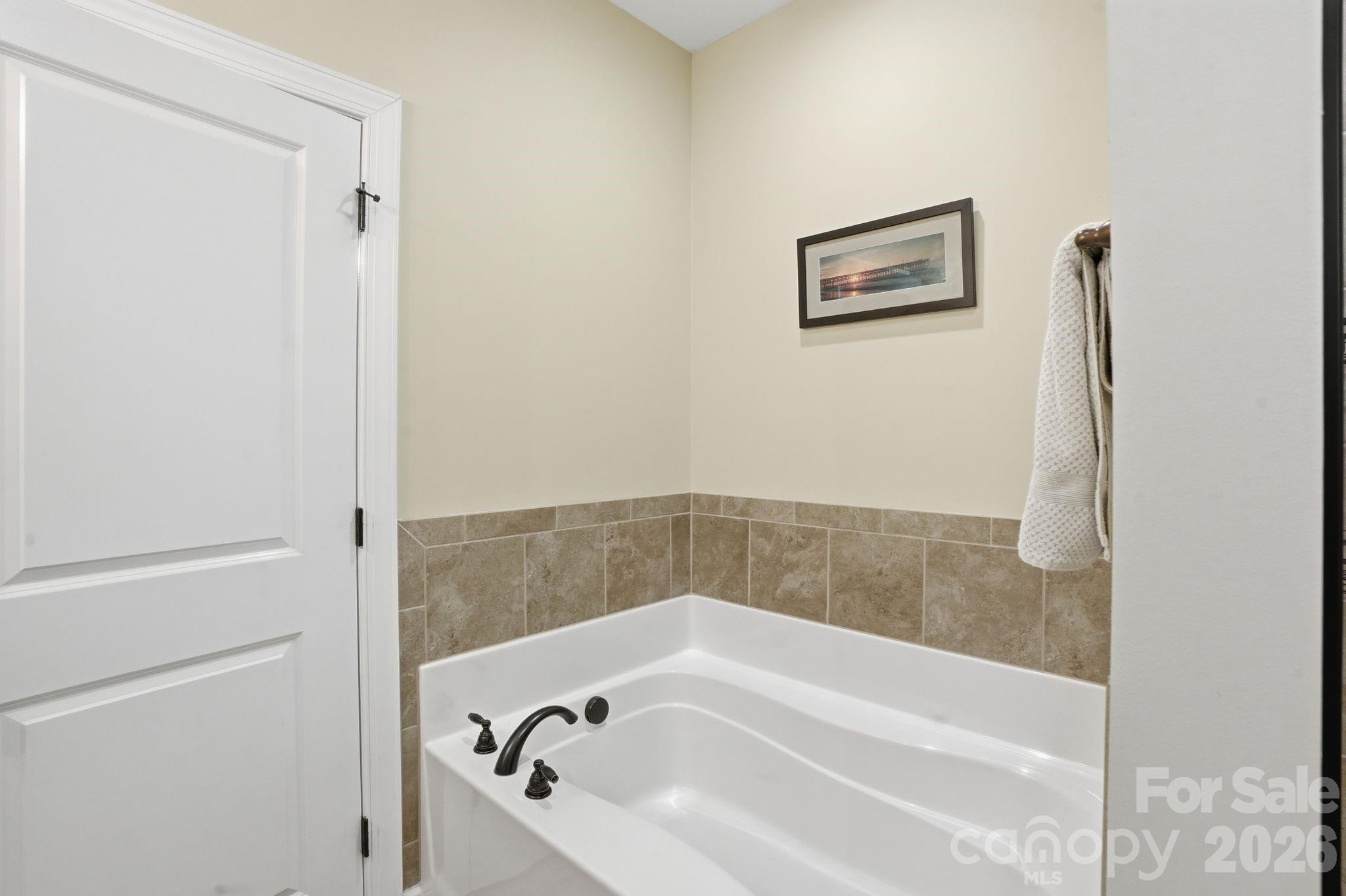 588 Highland Ridge Point