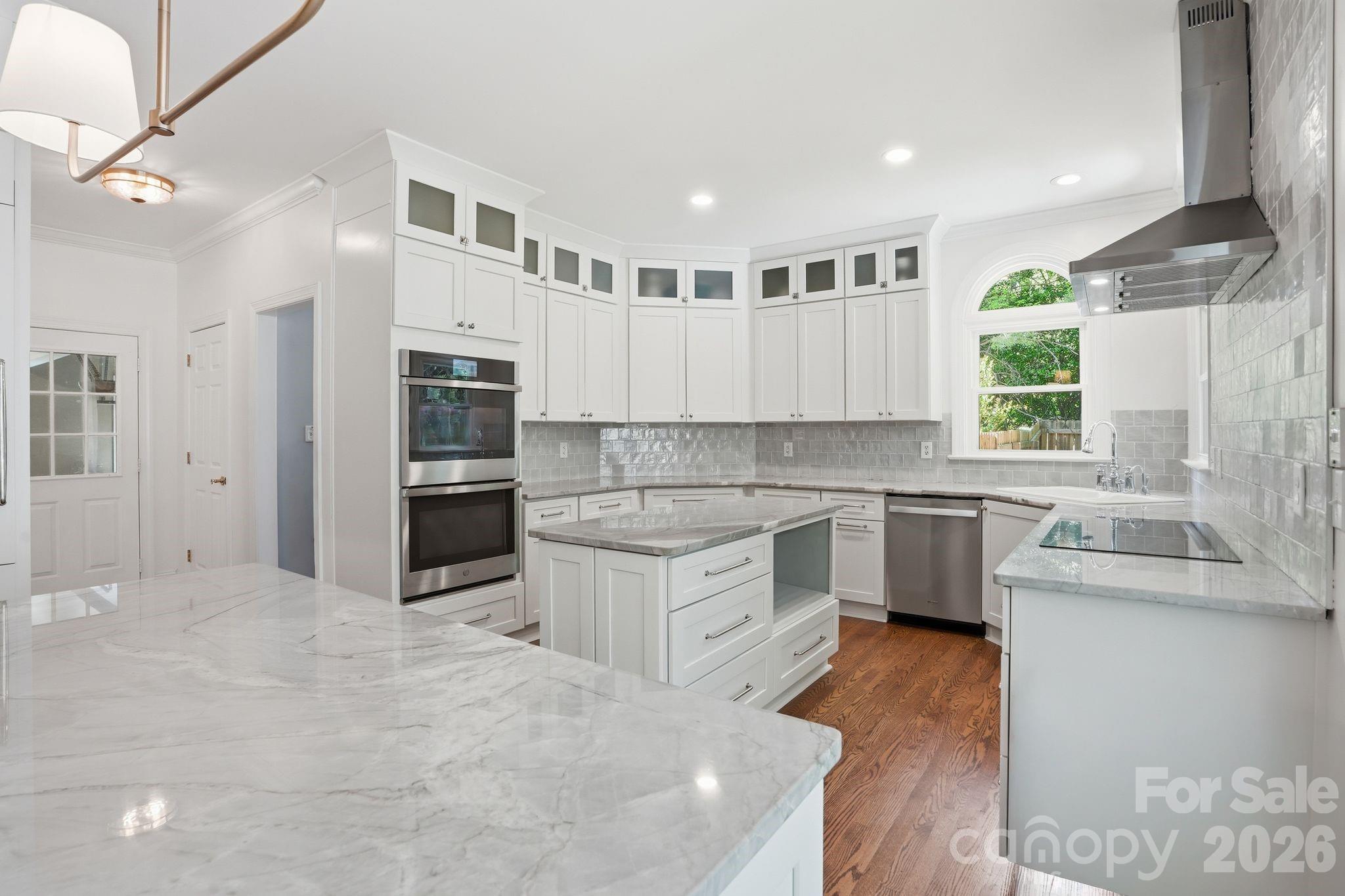 2165 Potpourri Point