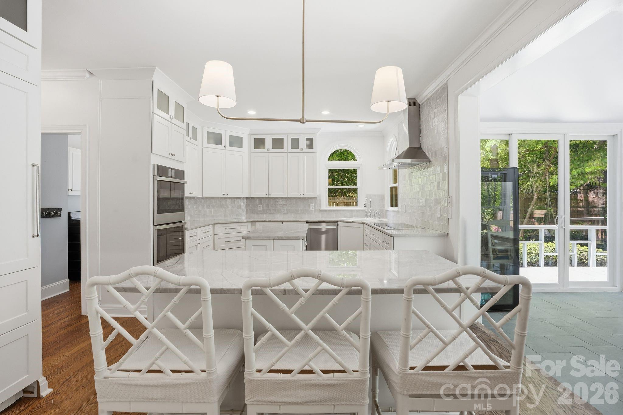 2165 Potpourri Point