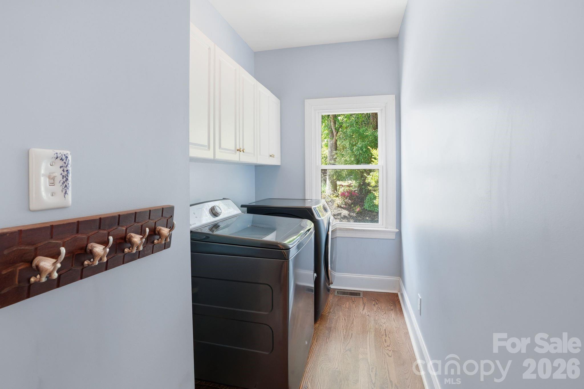 2165 Potpourri Point