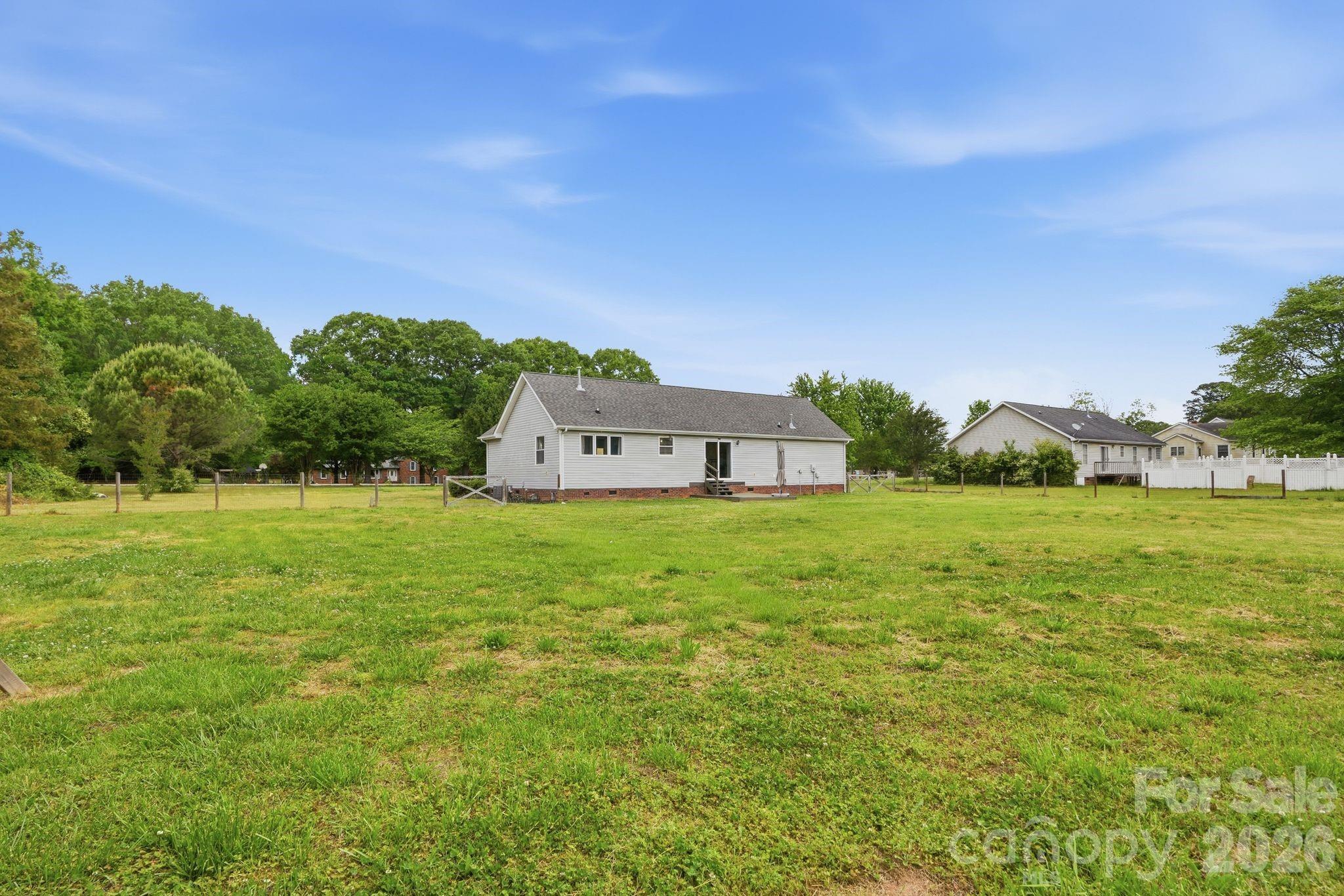 2073 Highway 557 Highway