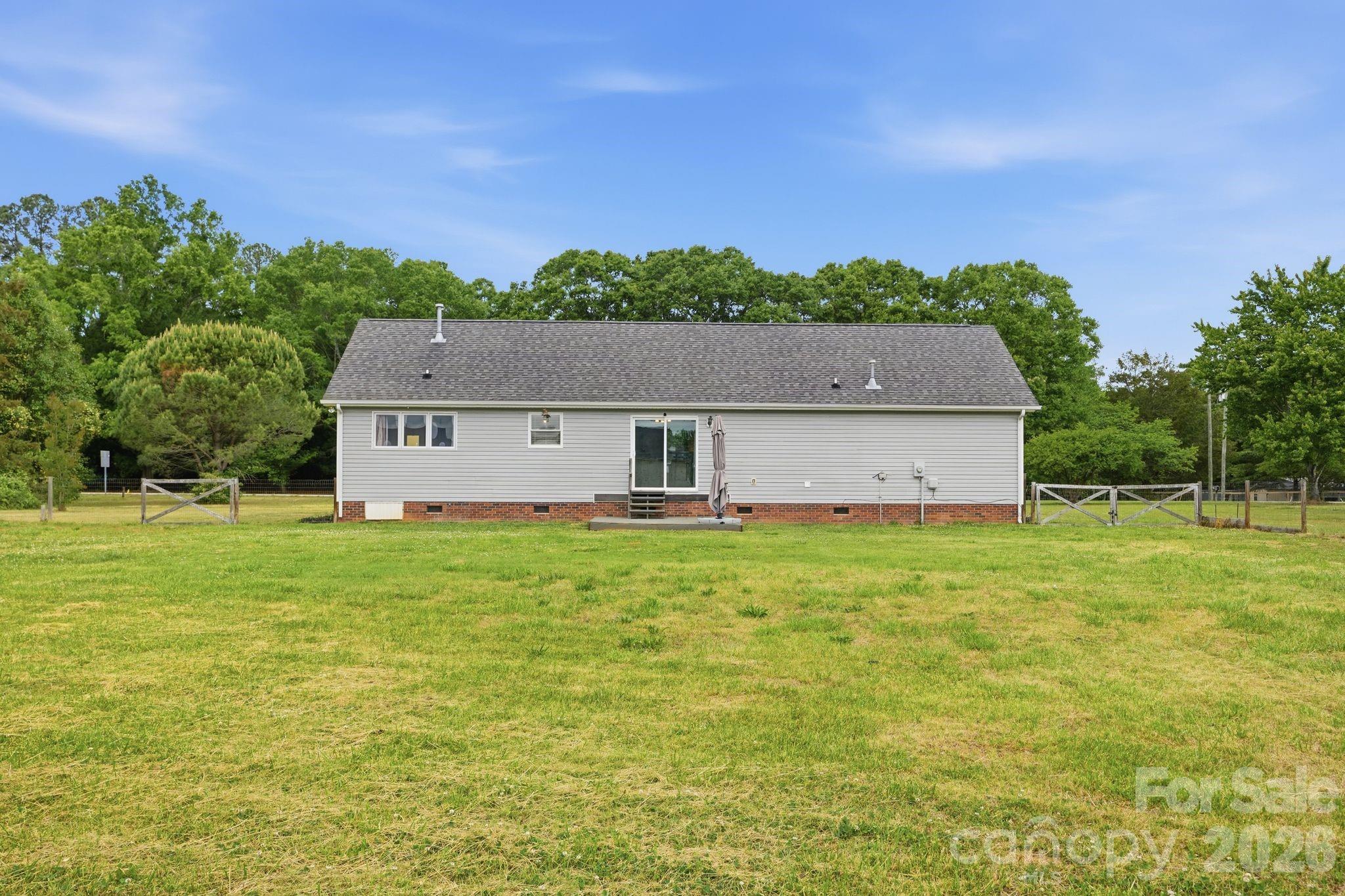 2073 Highway 557 Highway