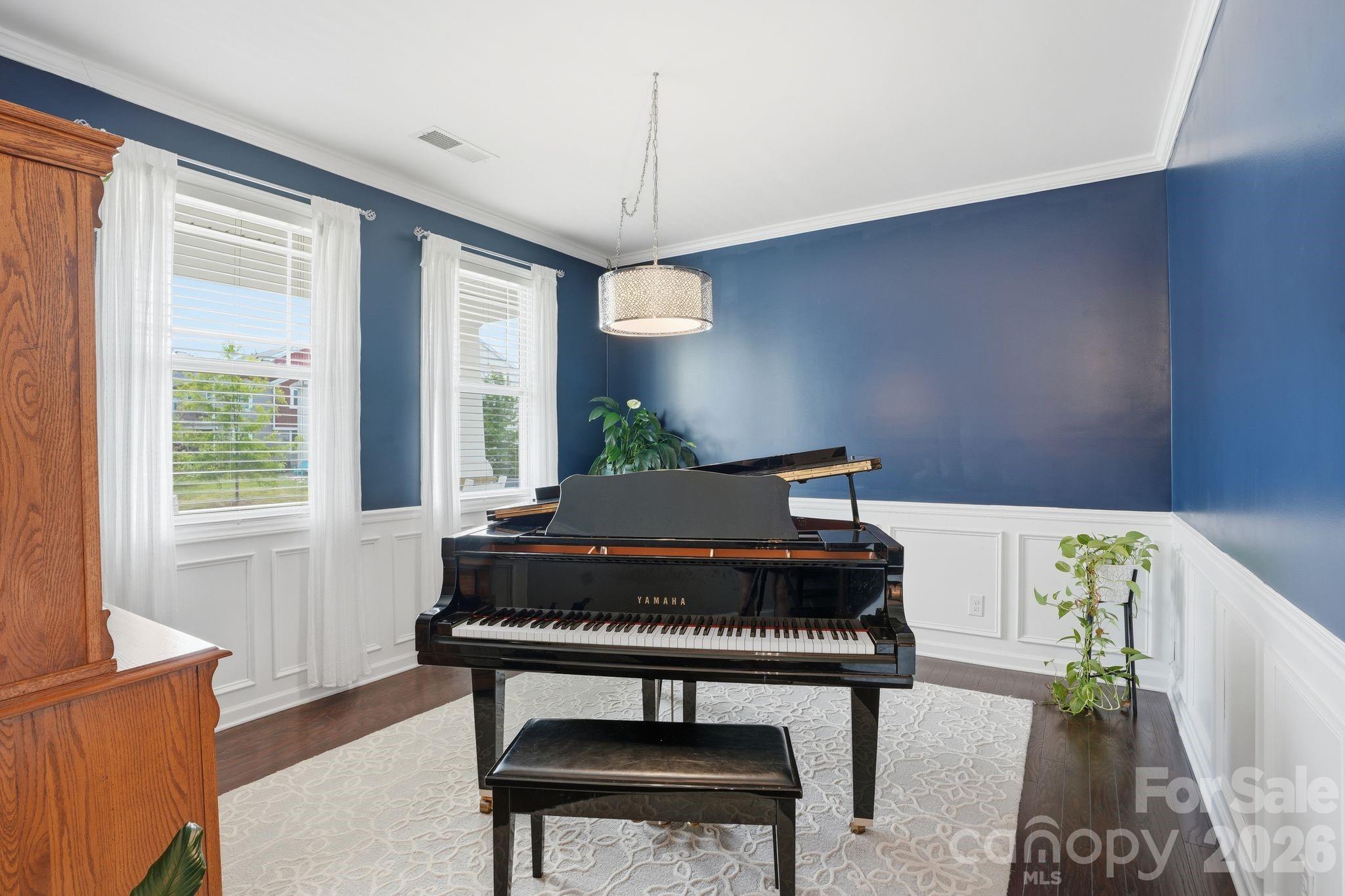 1937 Tablerock Drive