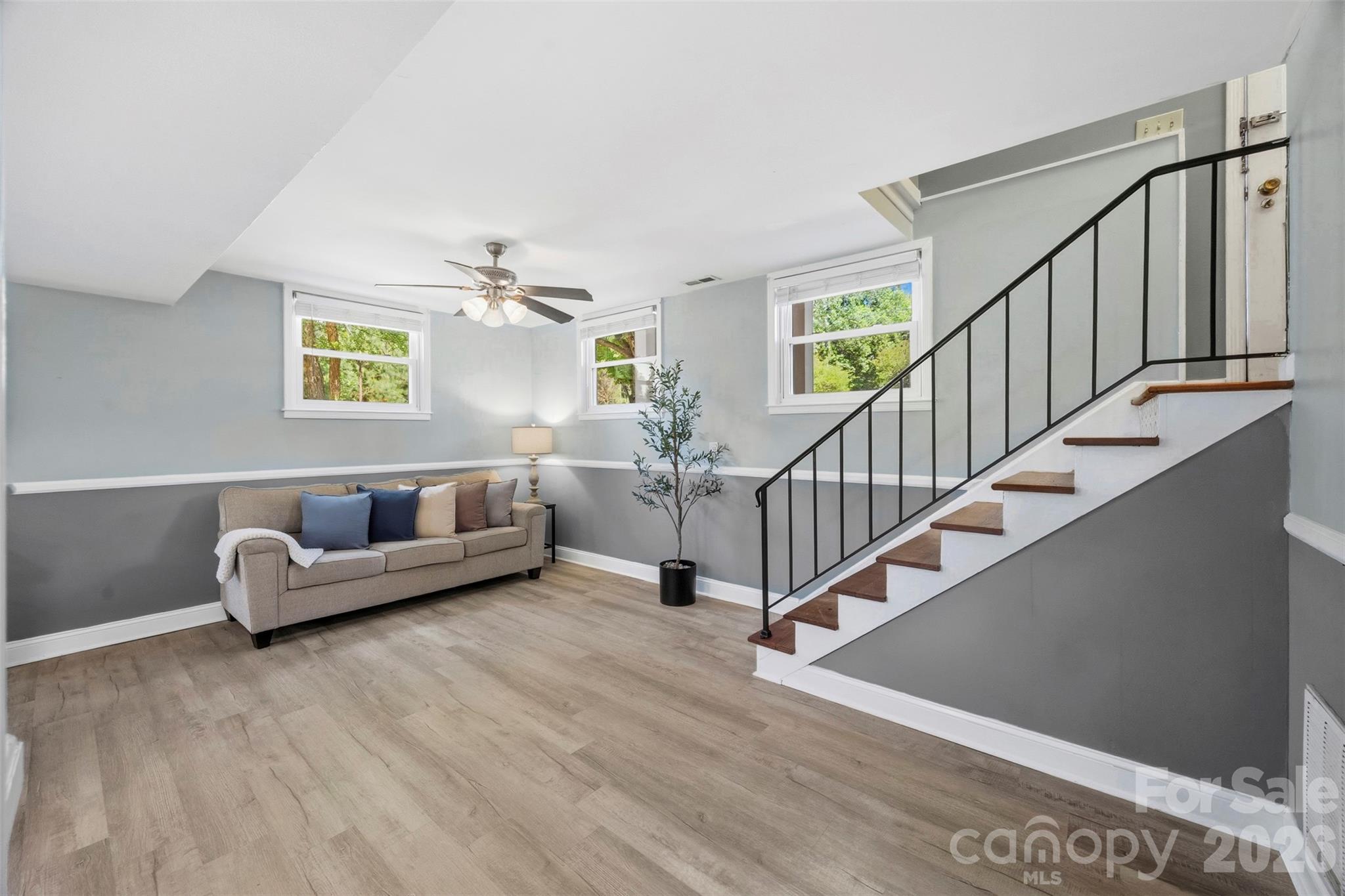 3806 Amsbury Road