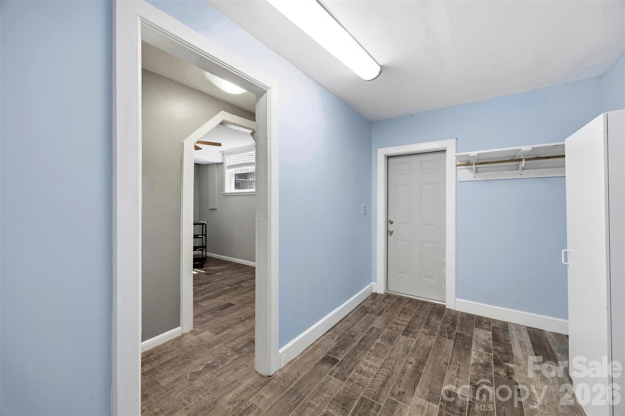 3806 Amsbury Road