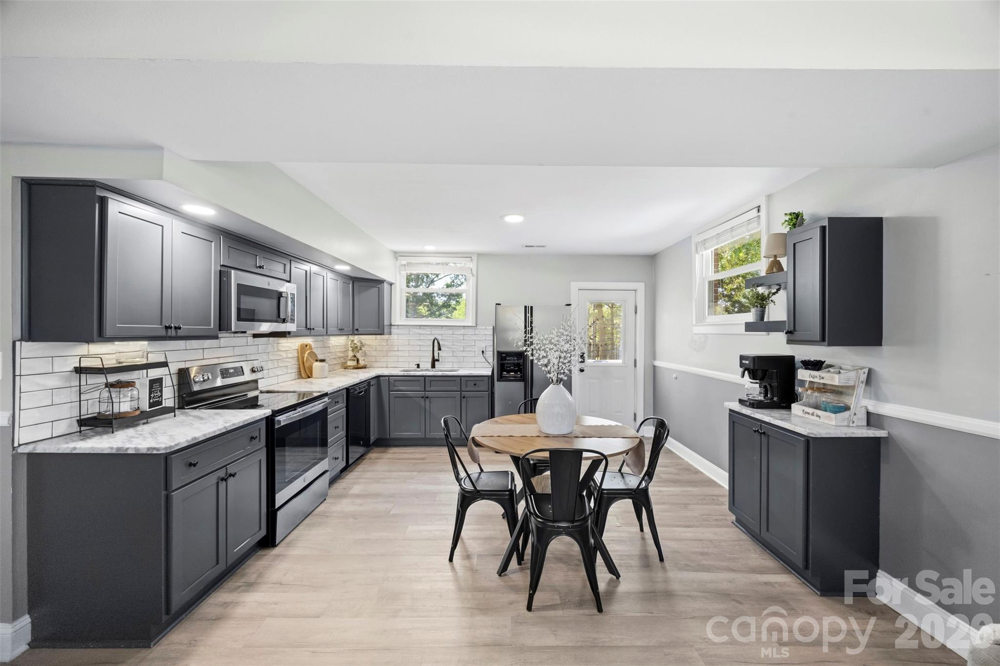 3806 Amsbury Road