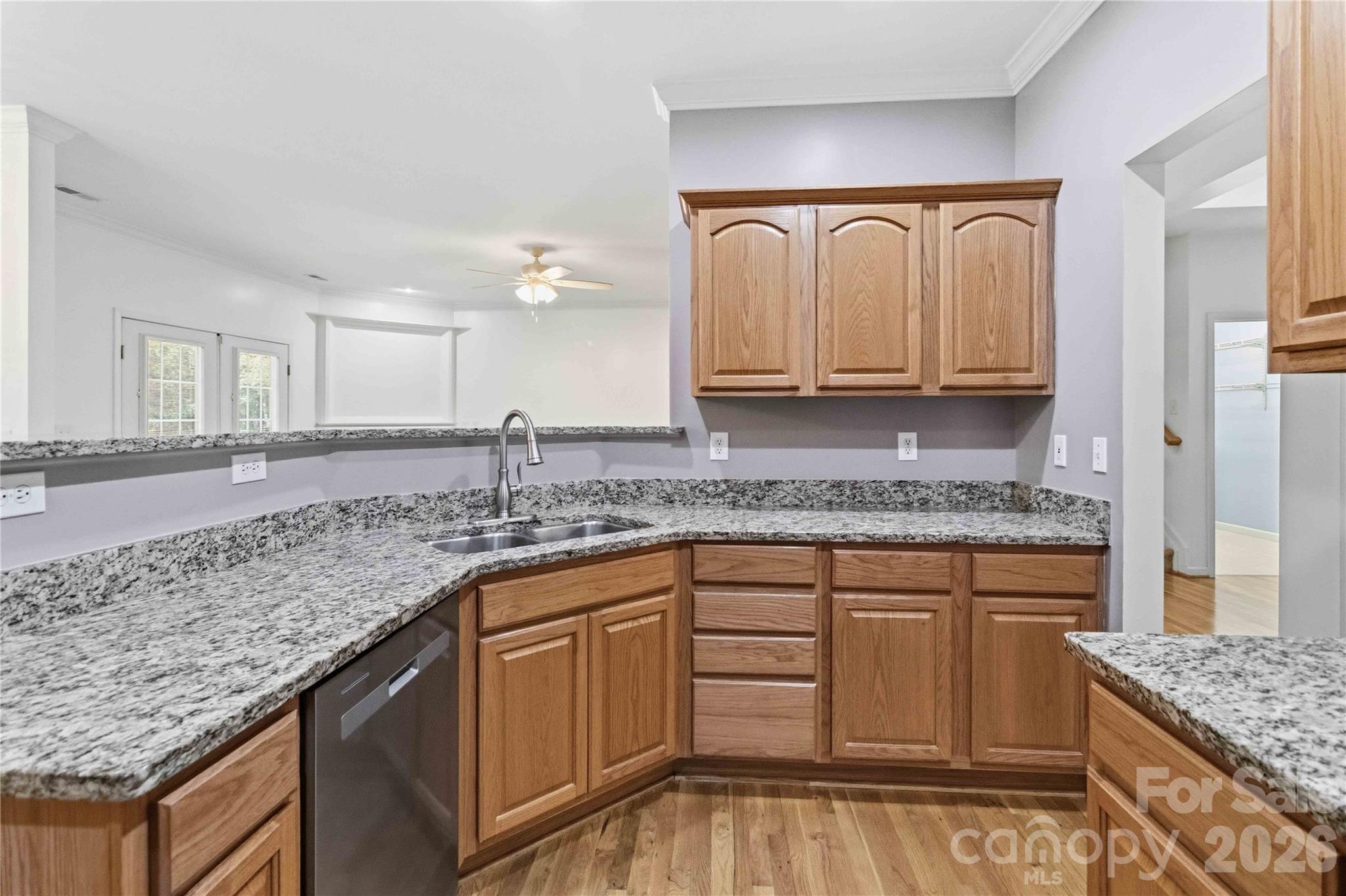 1603 Hunters Place Road