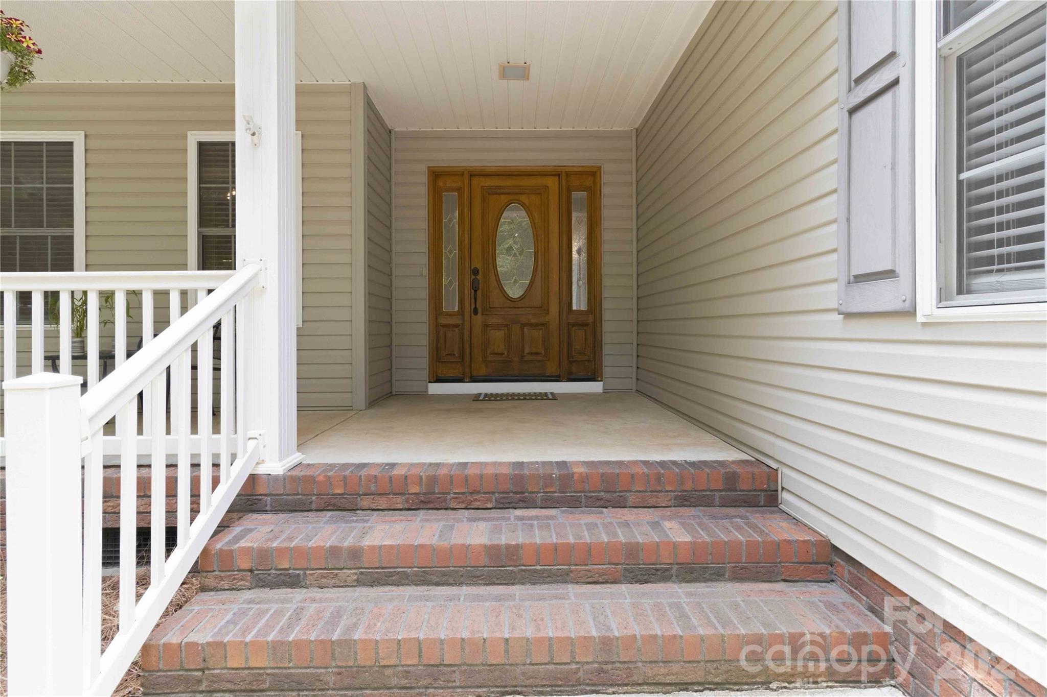 1603 Hunters Place Road