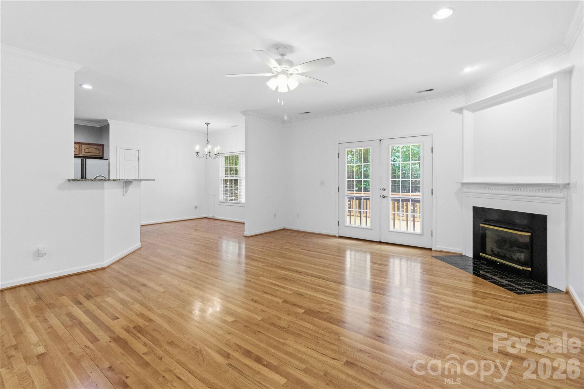 1603 Hunters Place Road
