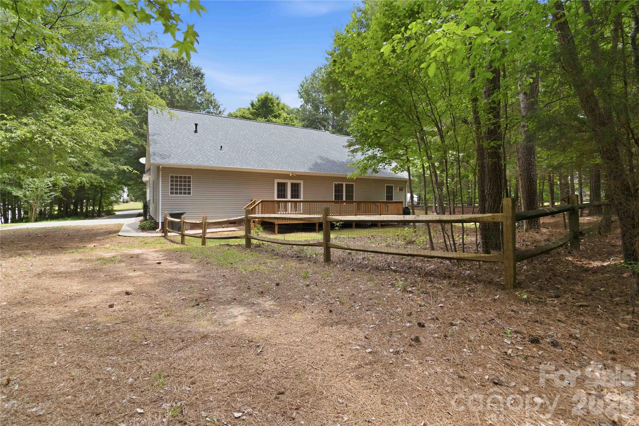 1603 Hunters Place Road