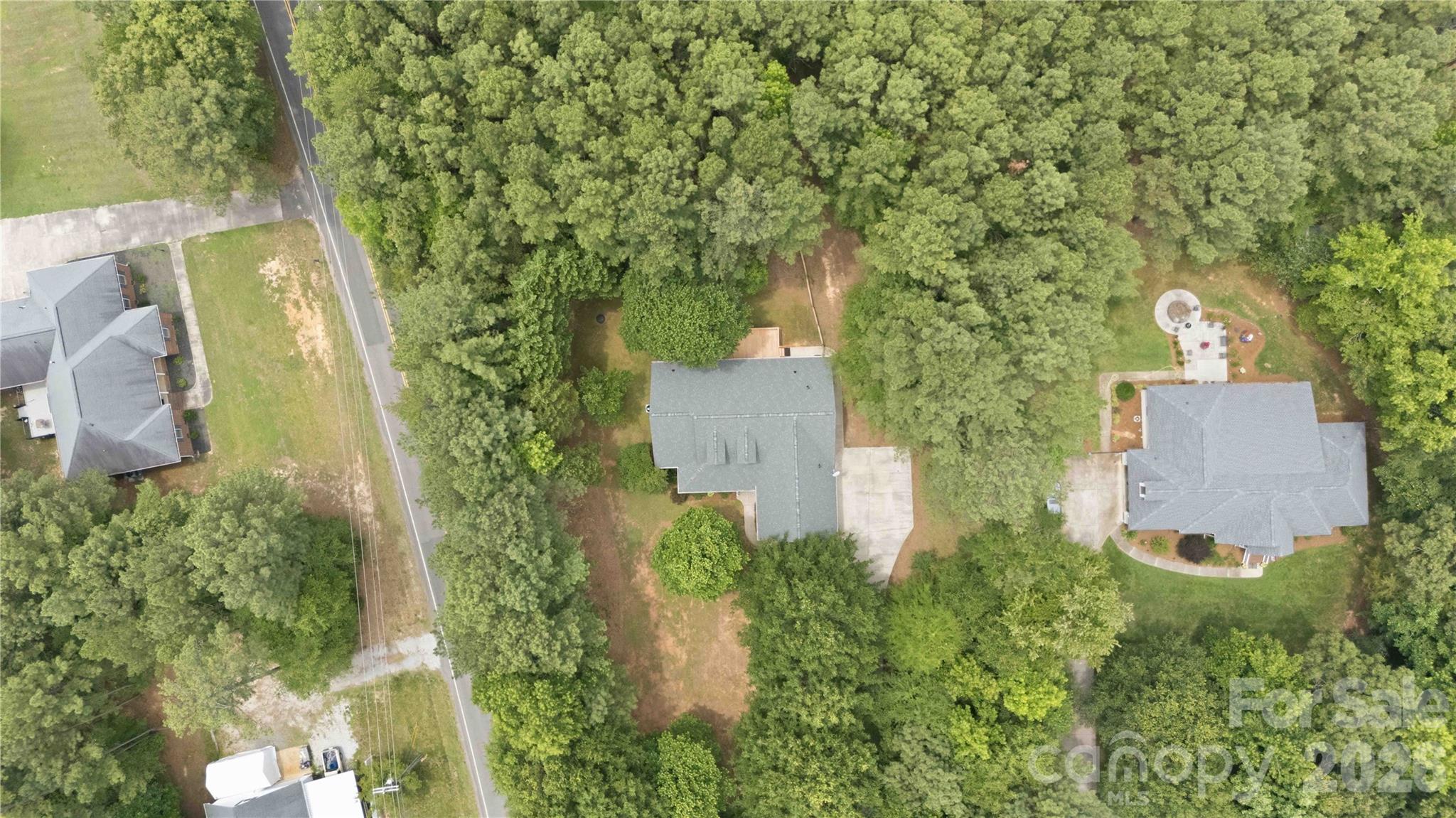 1603 Hunters Place Road