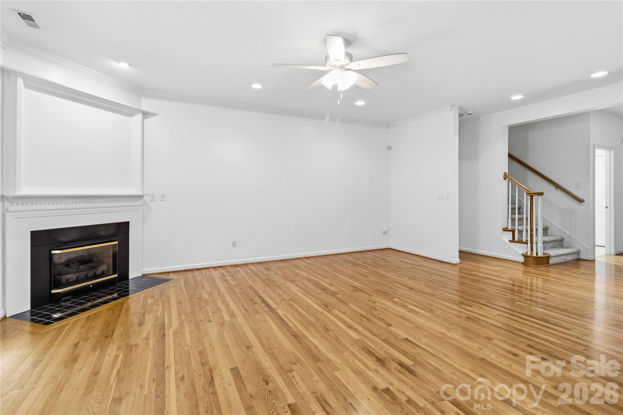 1603 Hunters Place Road
