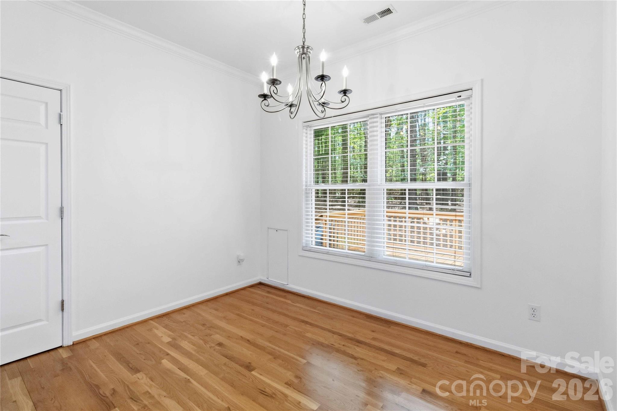 1603 Hunters Place Road