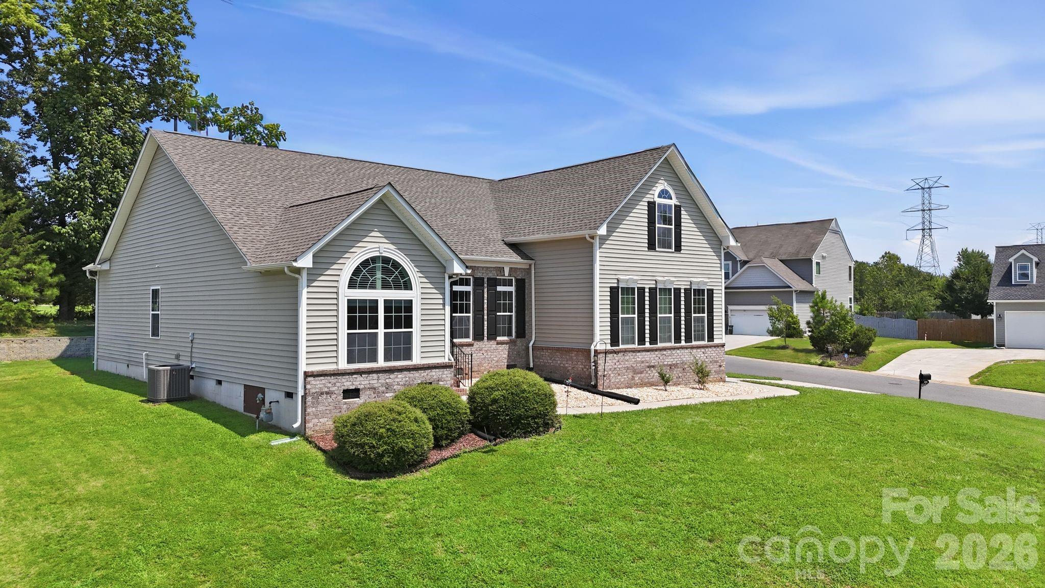 4851 Summerside Drive