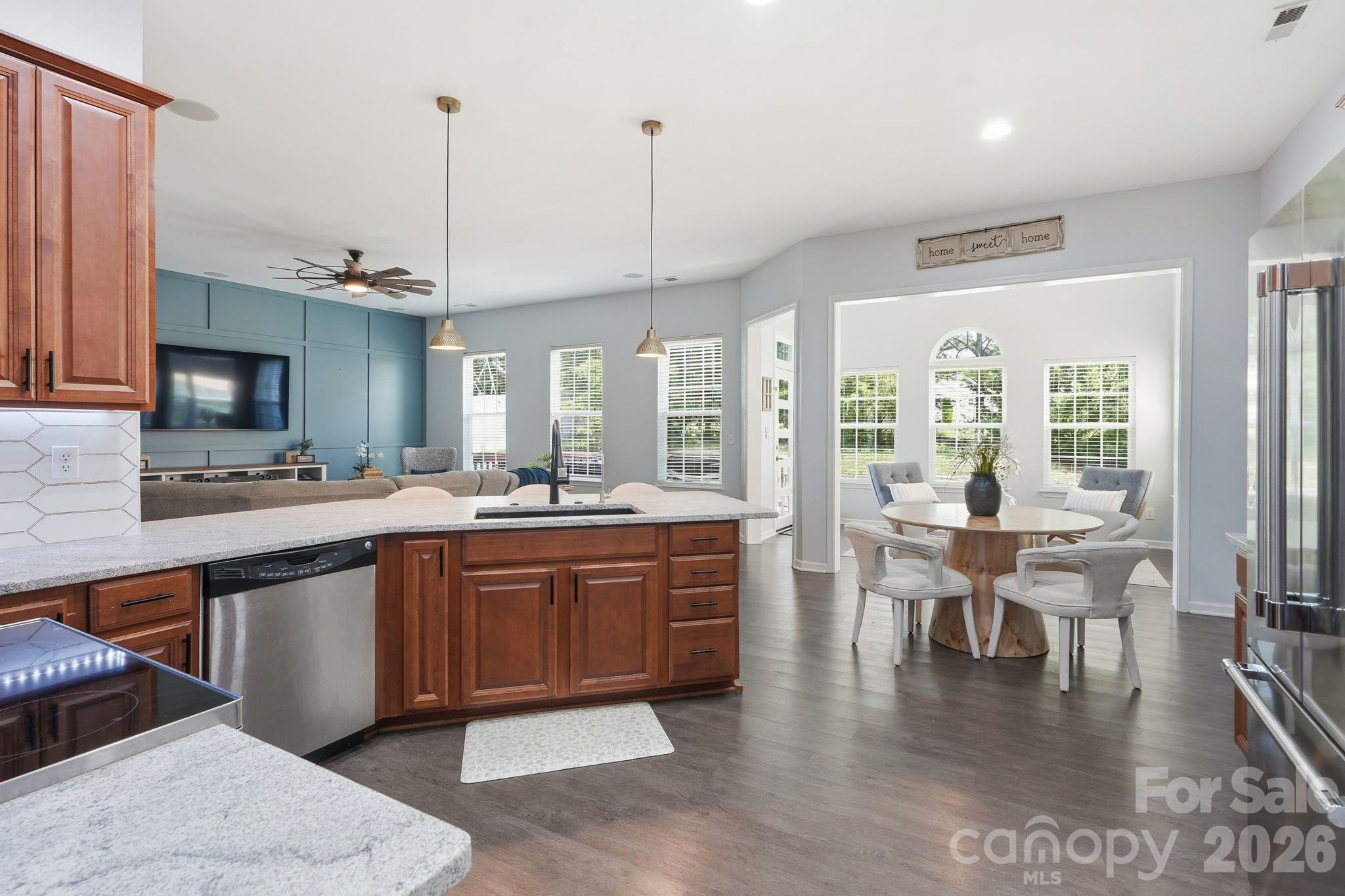 4851 Summerside Drive