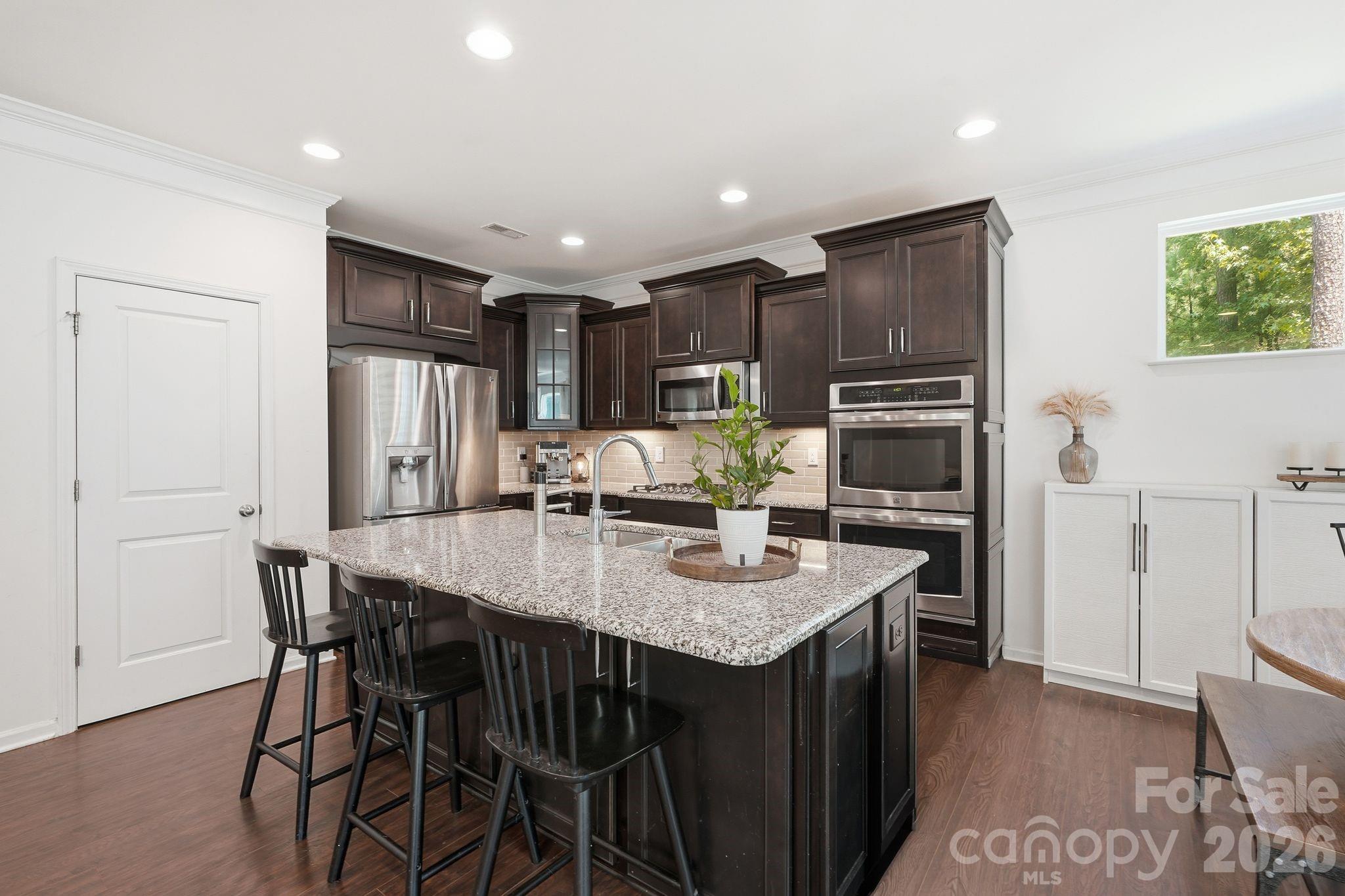 607 Winter Walk Lane