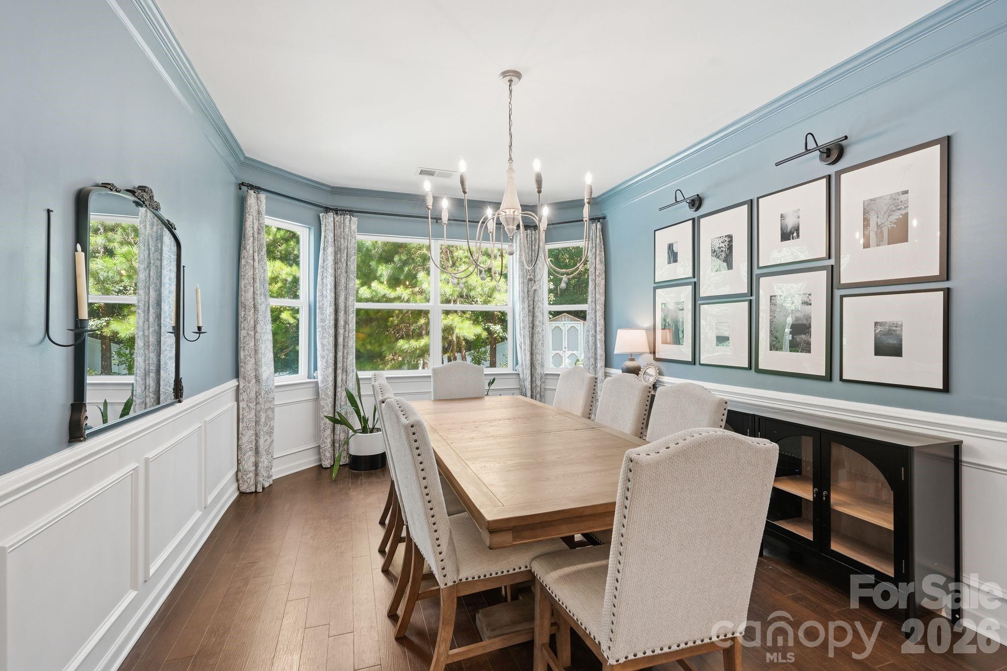 607 Winter Walk Lane
