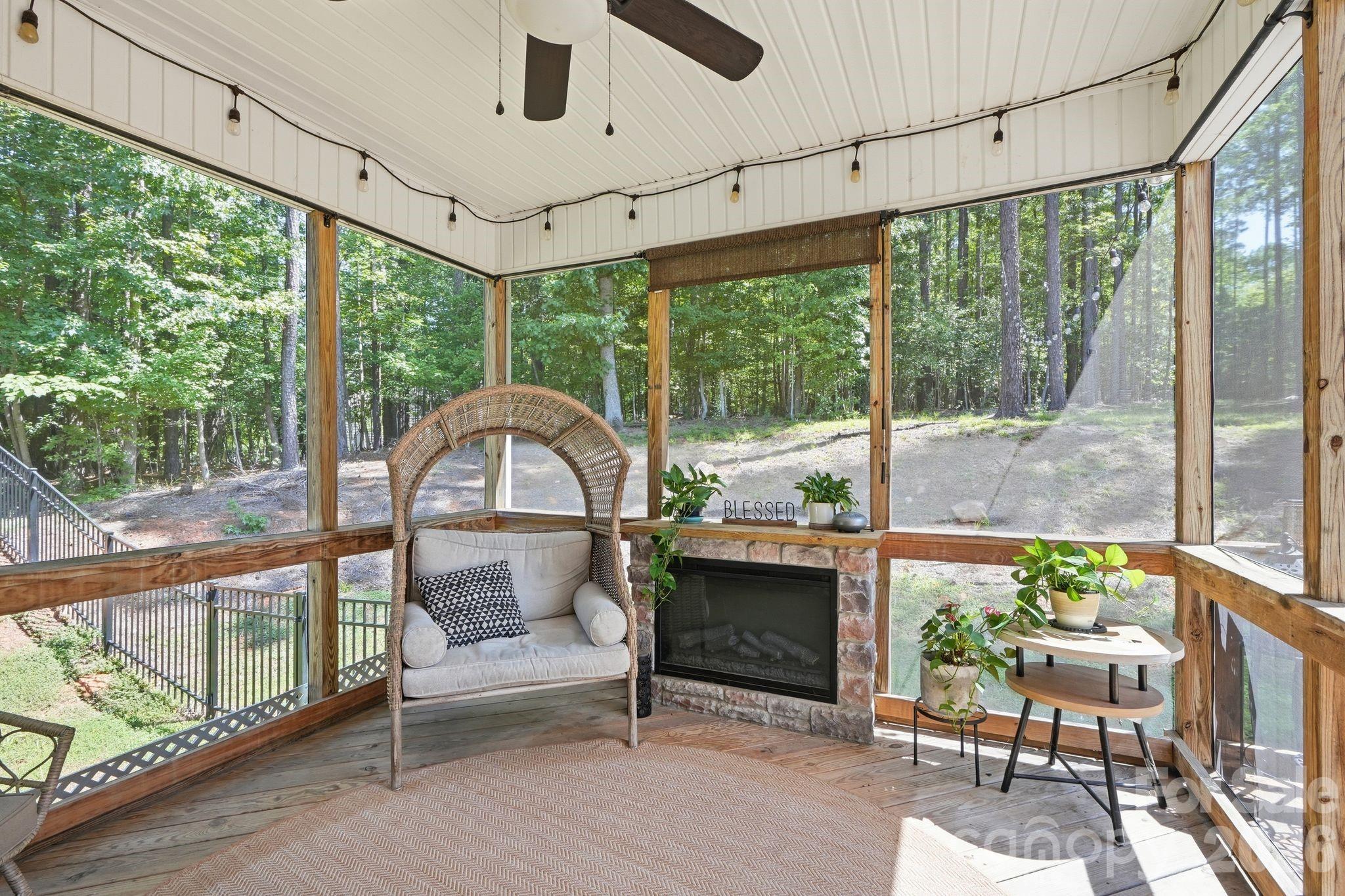 607 Winter Walk Lane