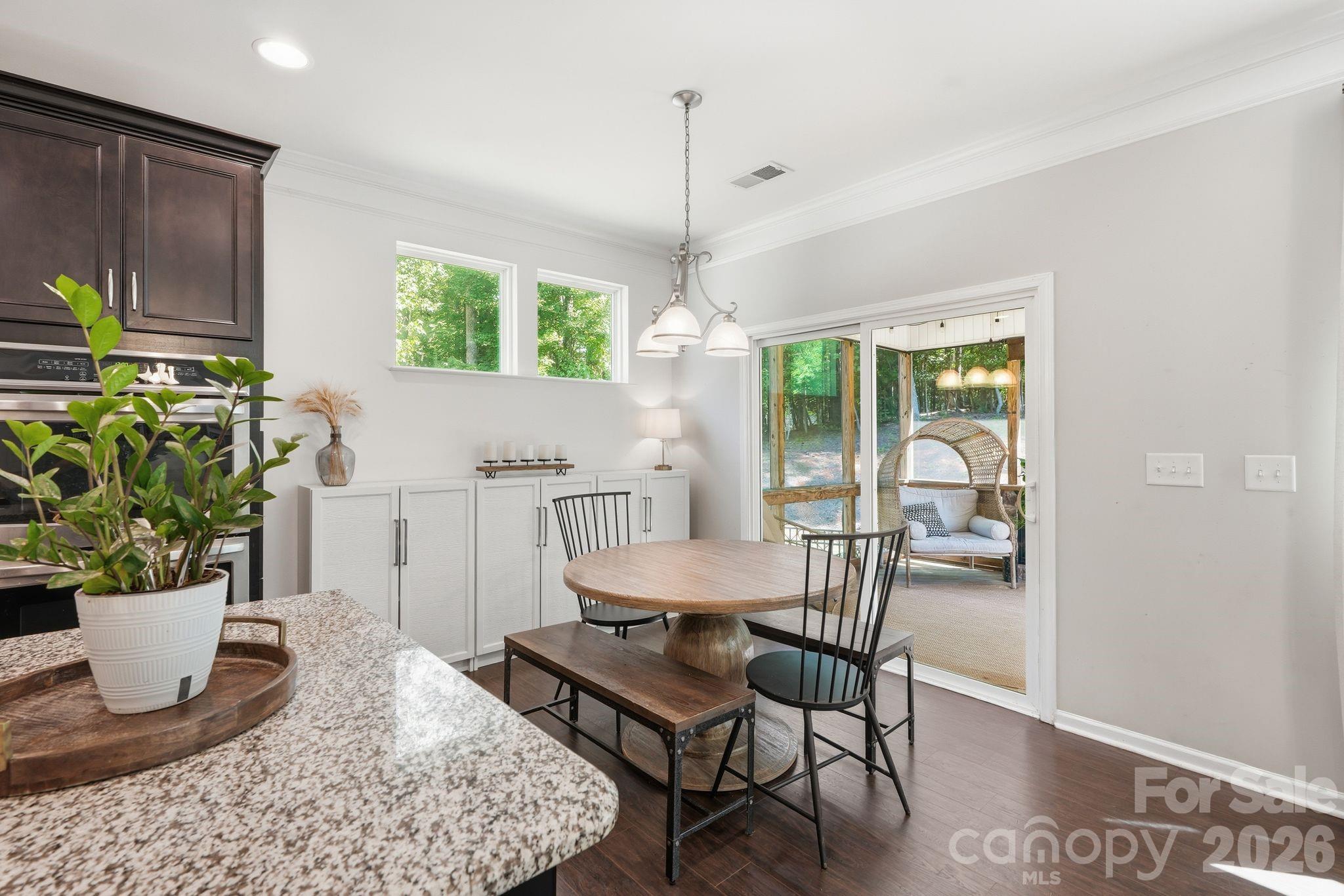 607 Winter Walk Lane