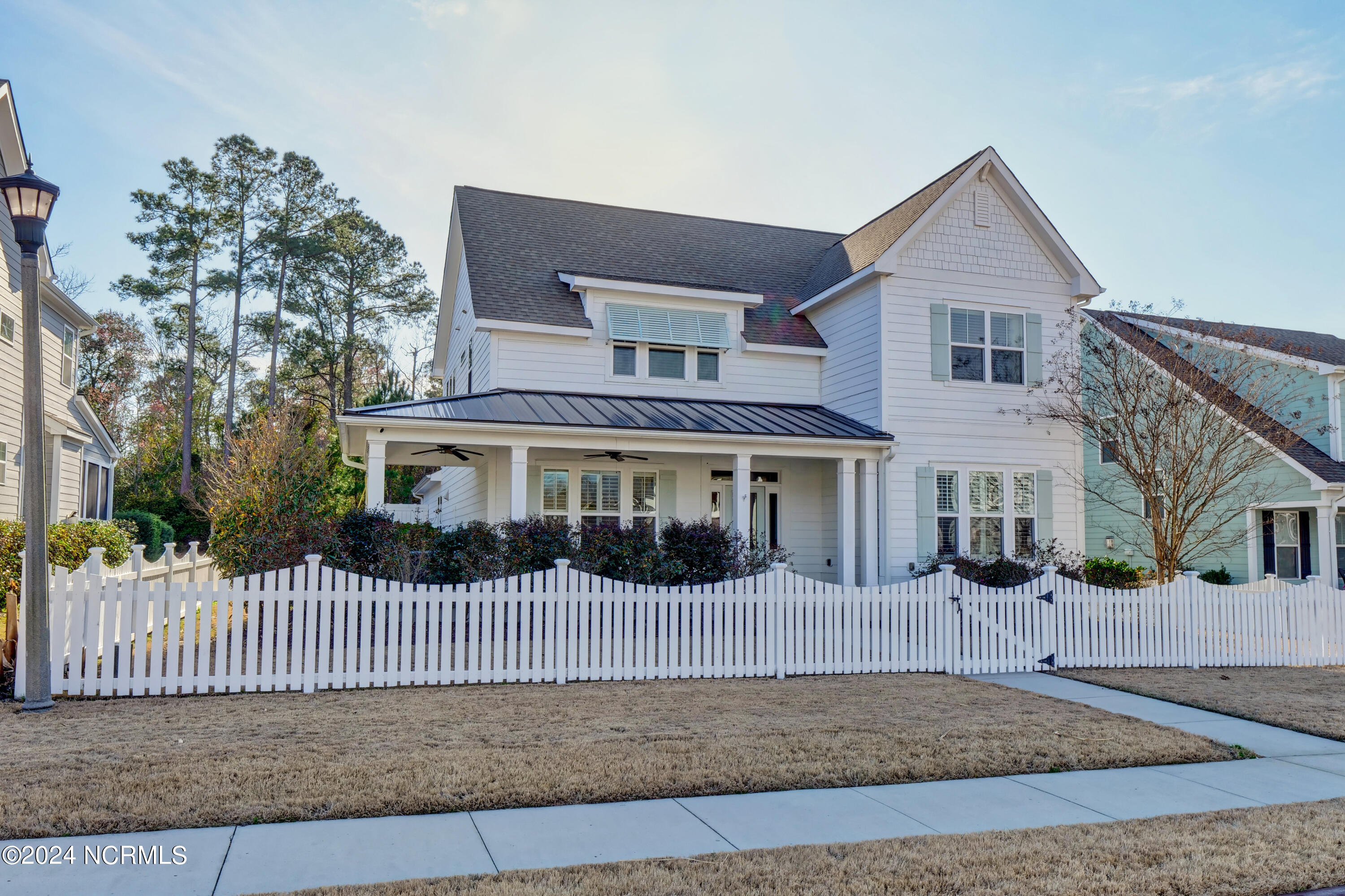 924 Anchors Bend Way