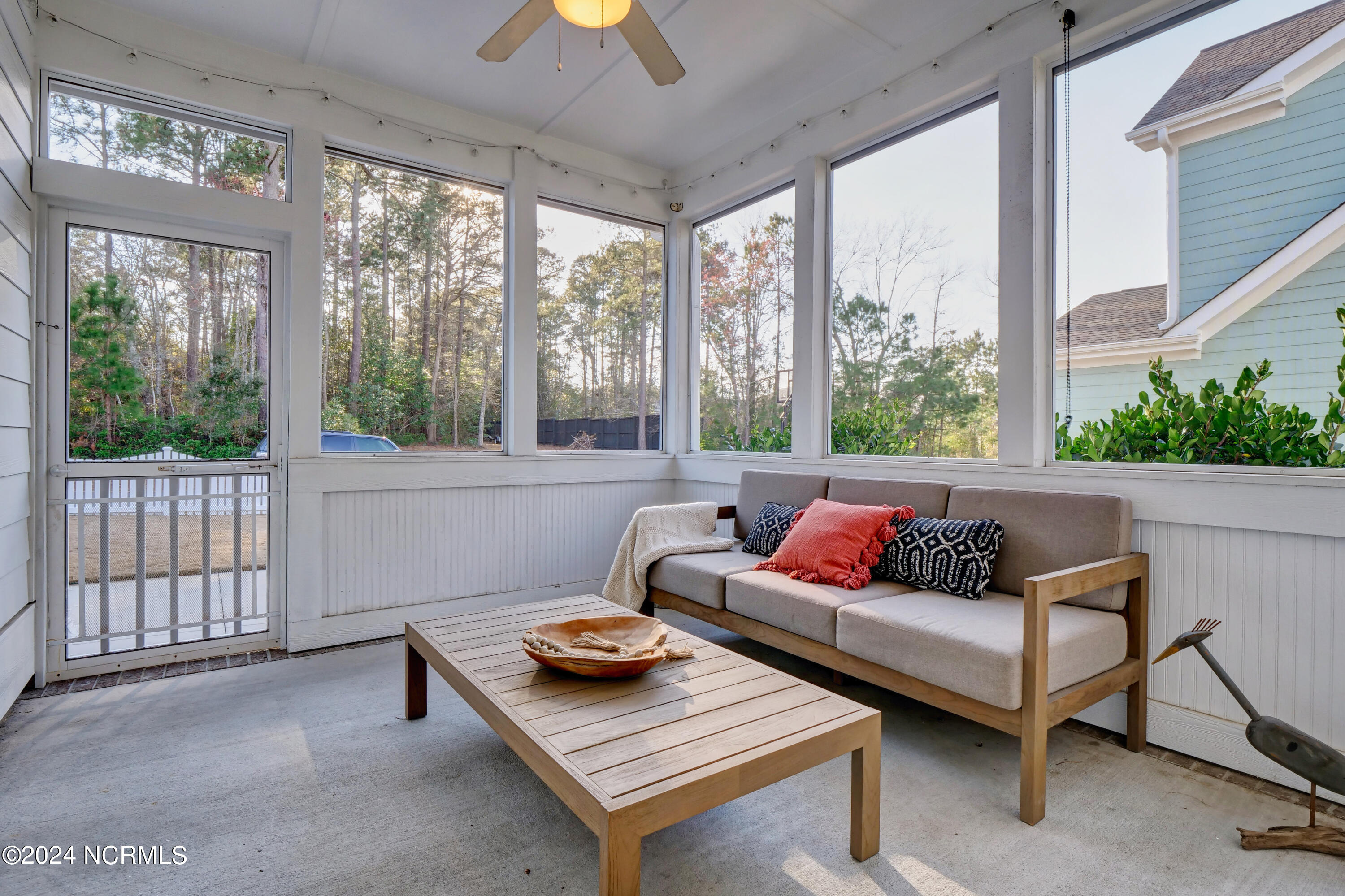 924 Anchors Bend Way