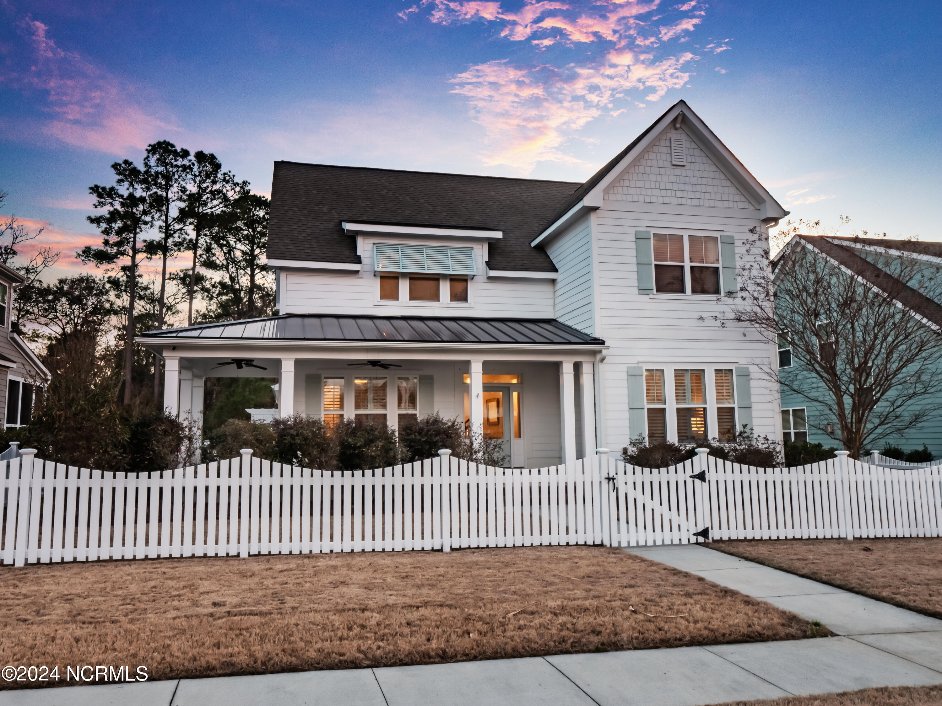 924 Anchors Bend Way