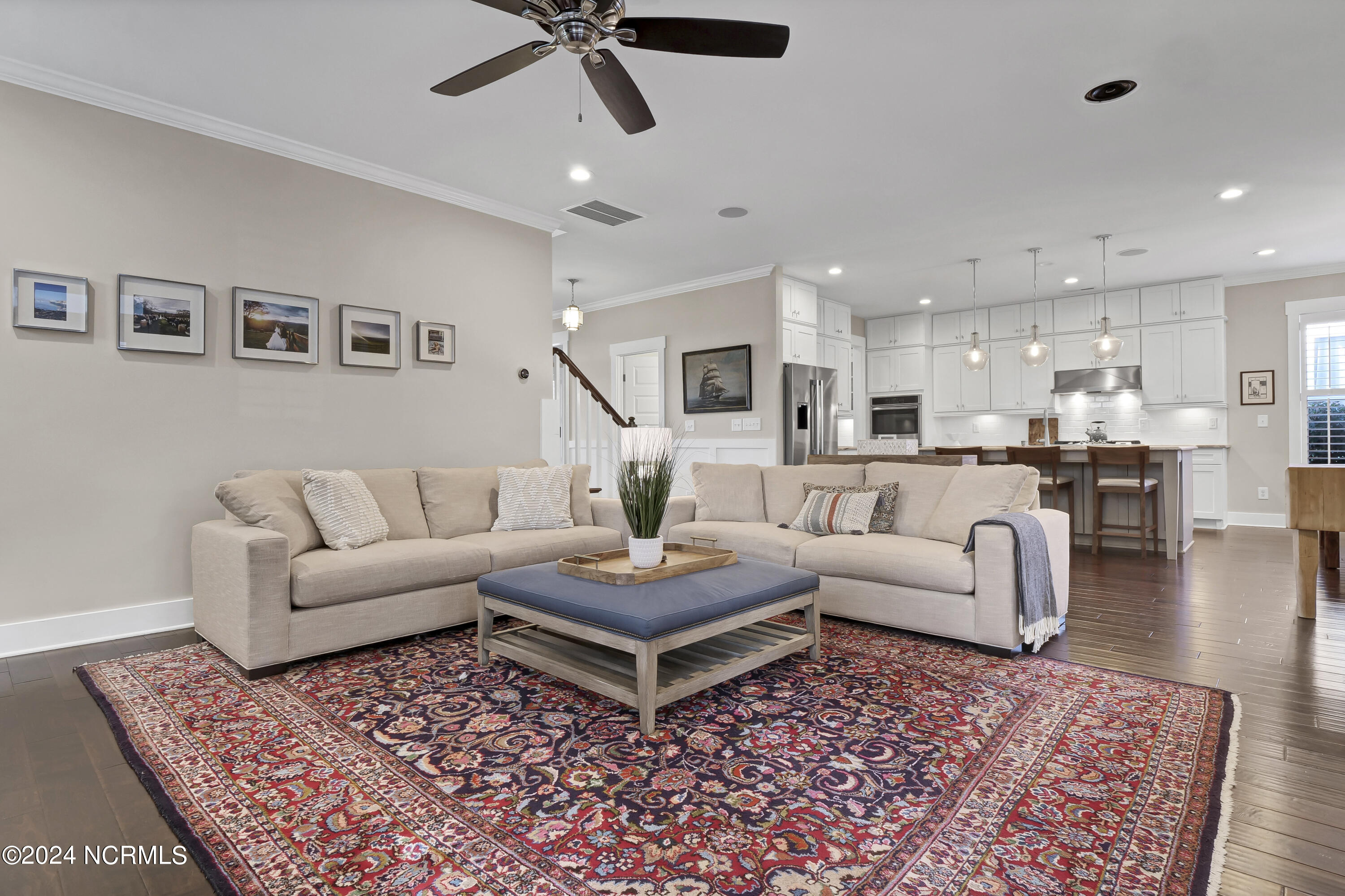 924 Anchors Bend Way