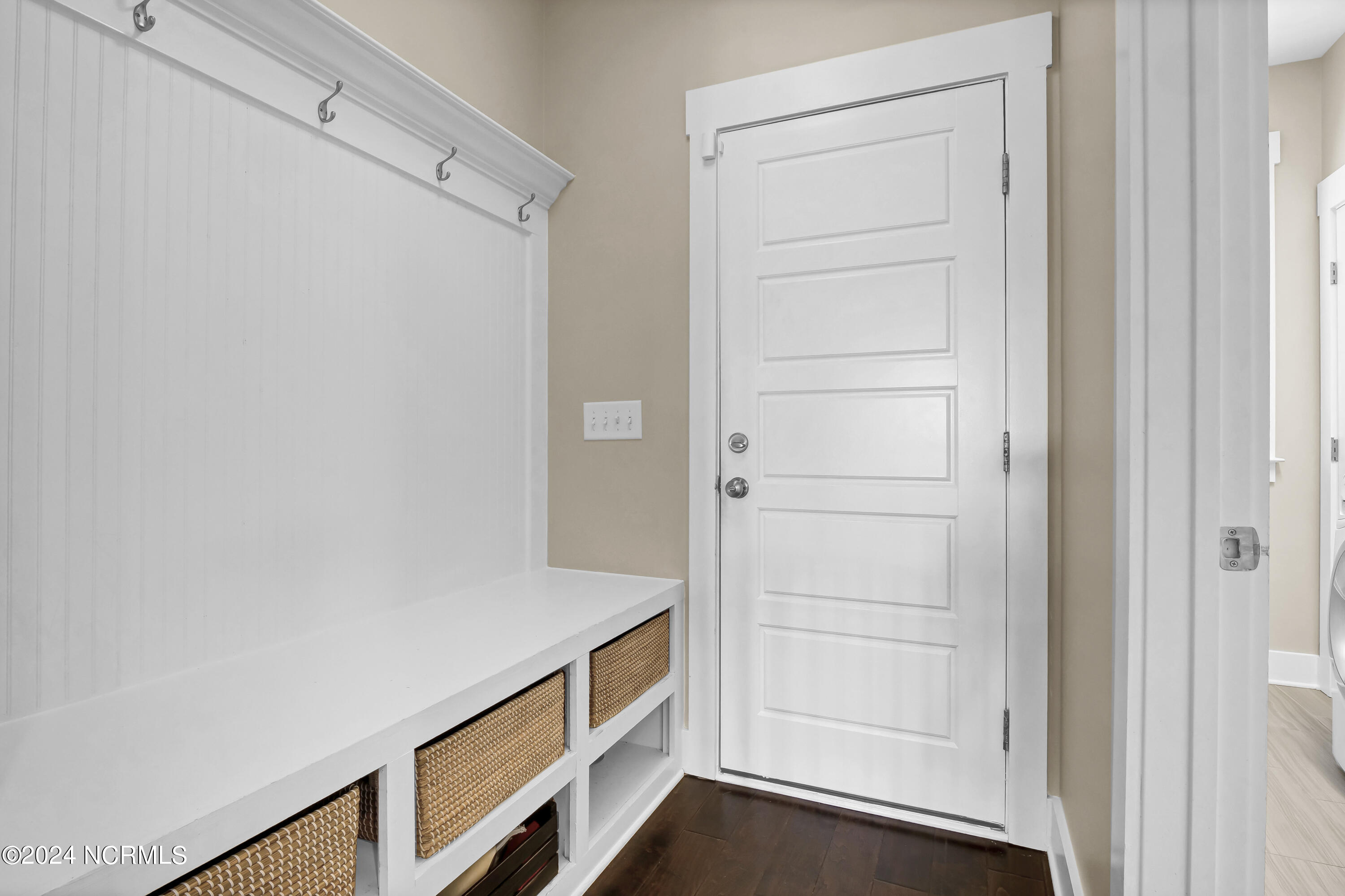 924 Anchors Bend Way