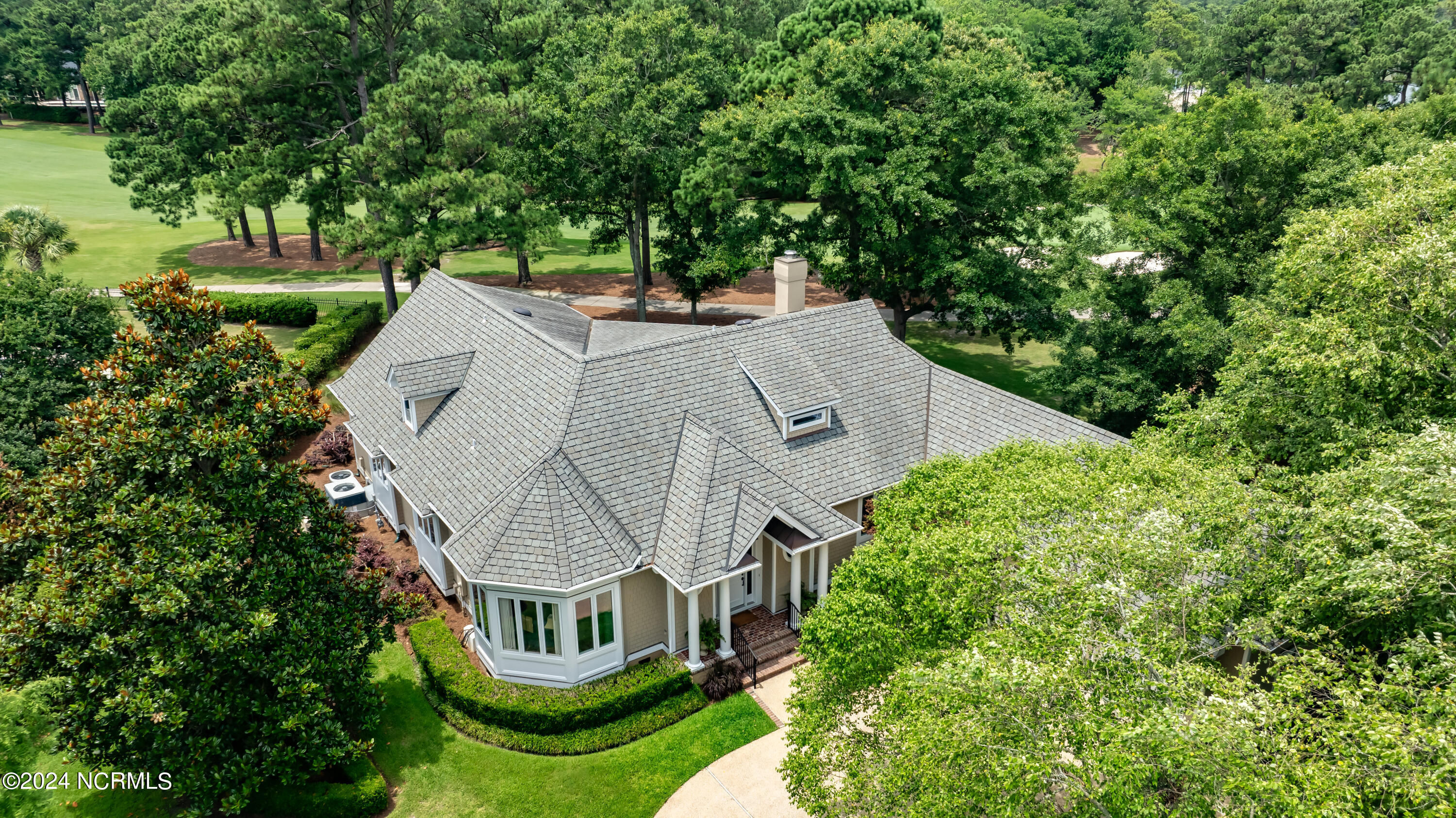 2100 Lee Shore Place