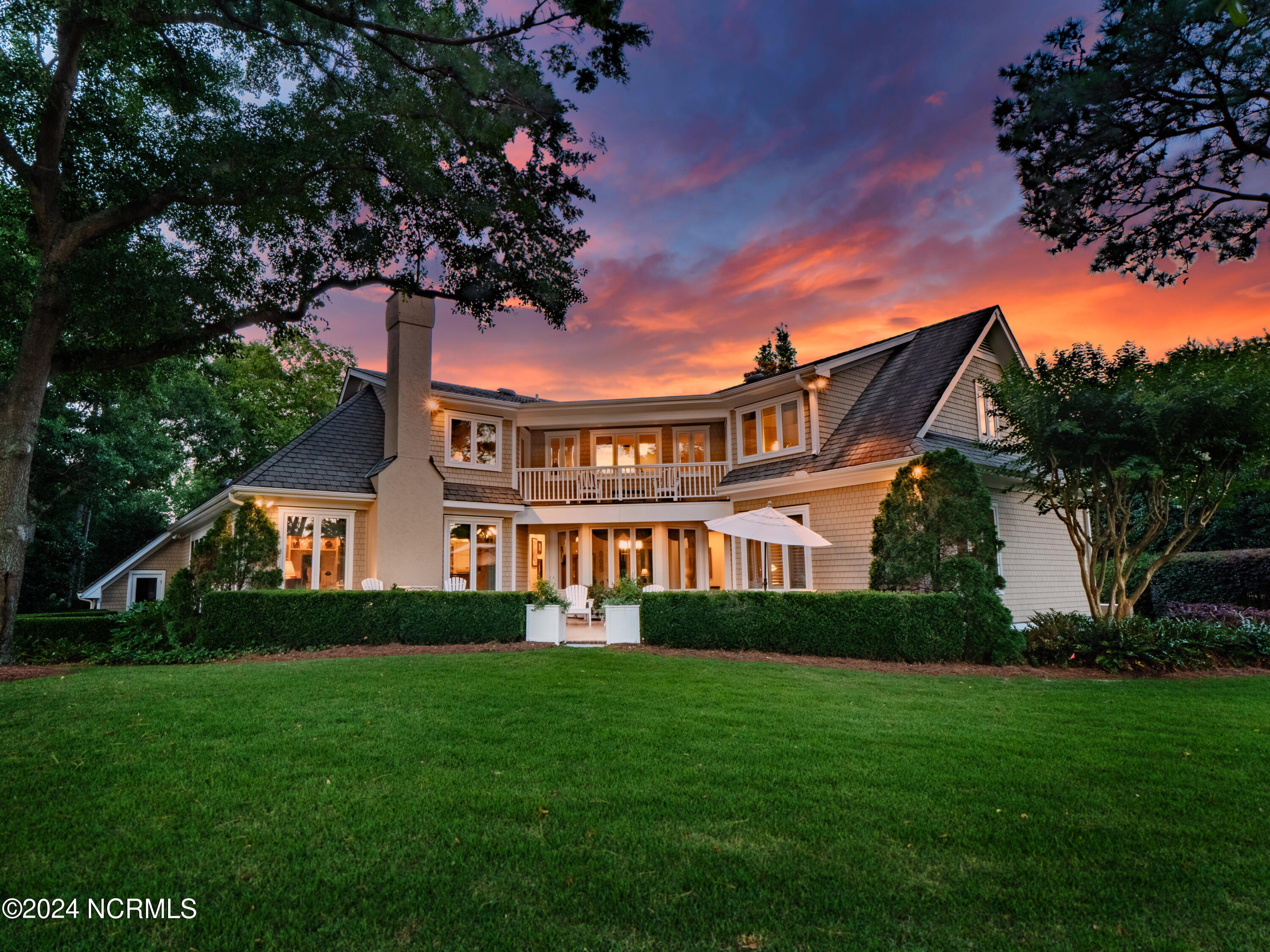 2100 Lee Shore Place