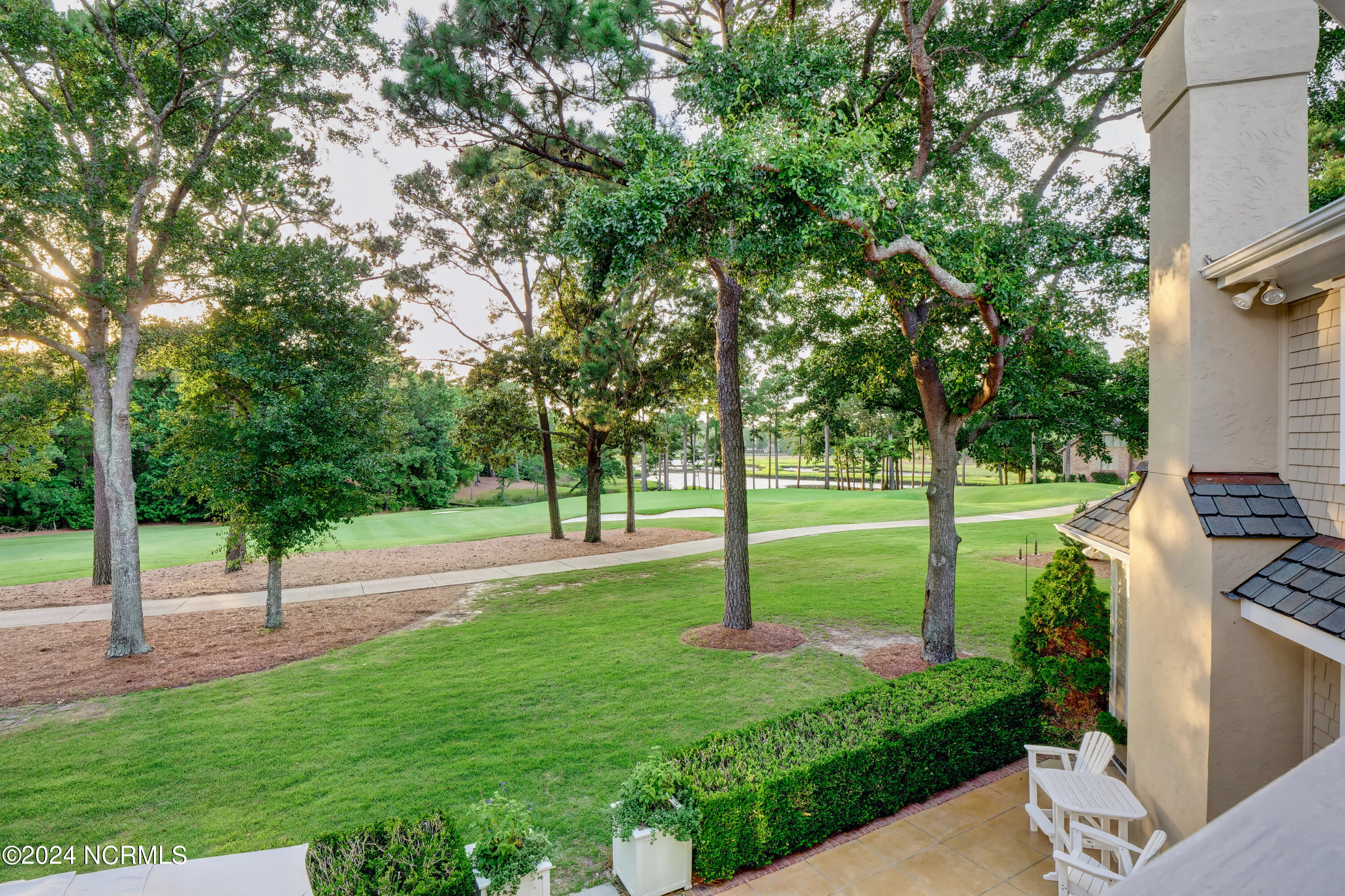 2100 Lee Shore Place