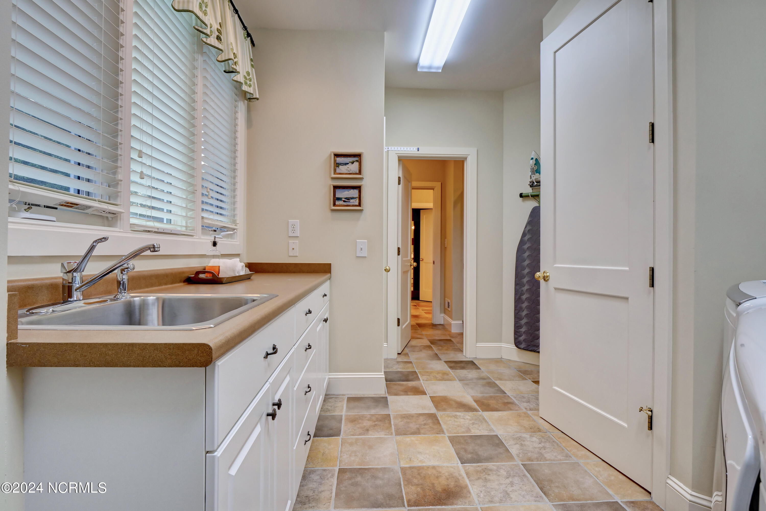 2100 Lee Shore Place