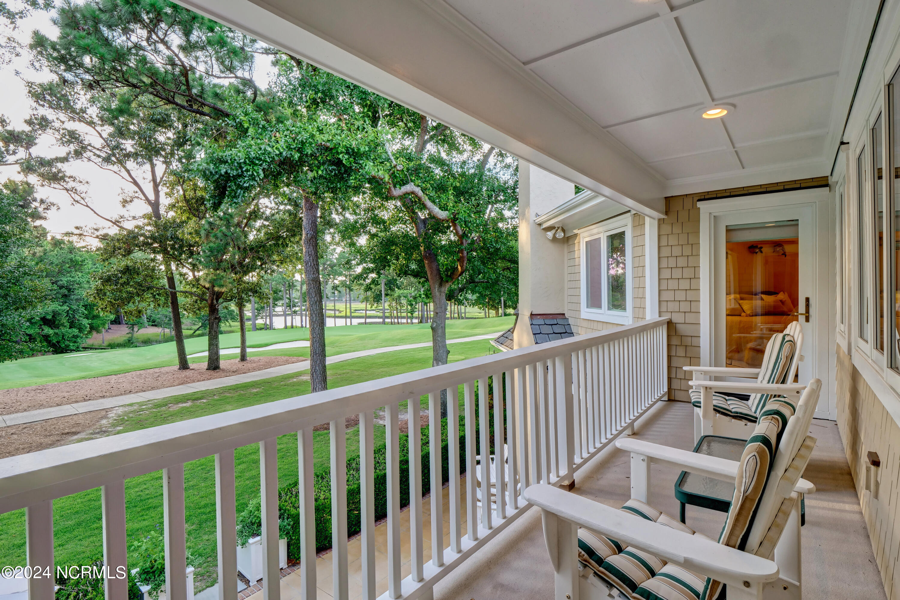 2100 Lee Shore Place