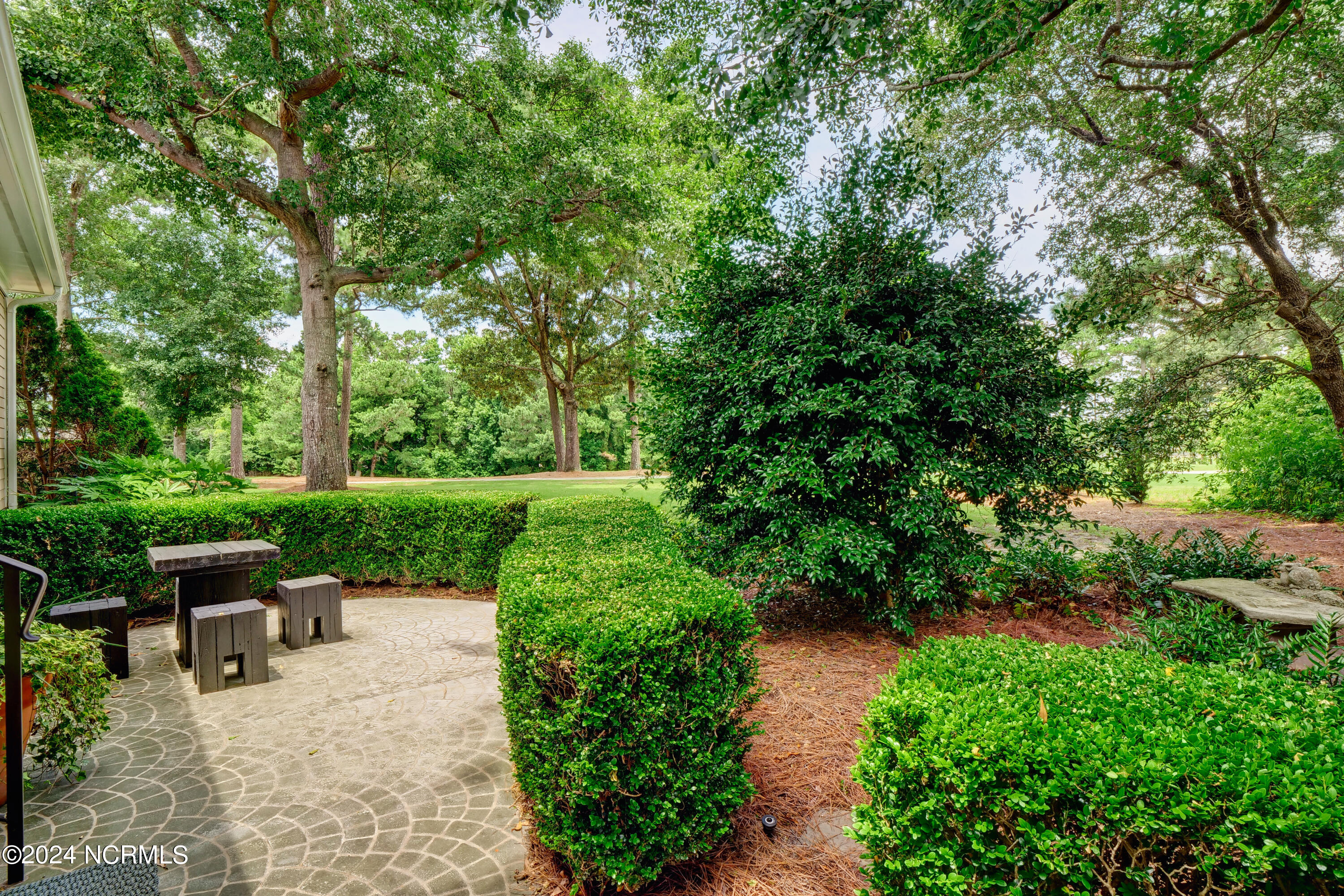 2100 Lee Shore Place