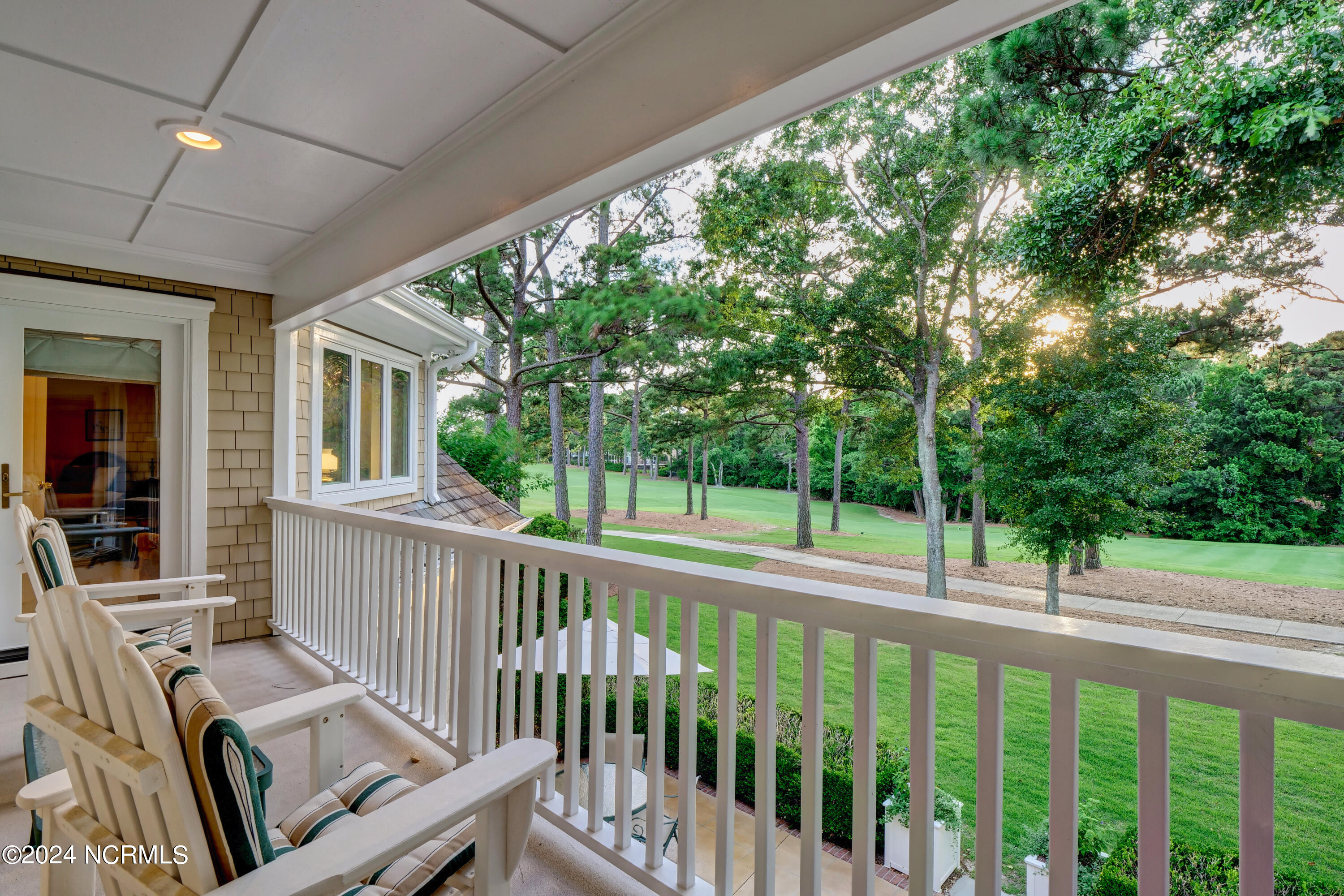 2100 Lee Shore Place