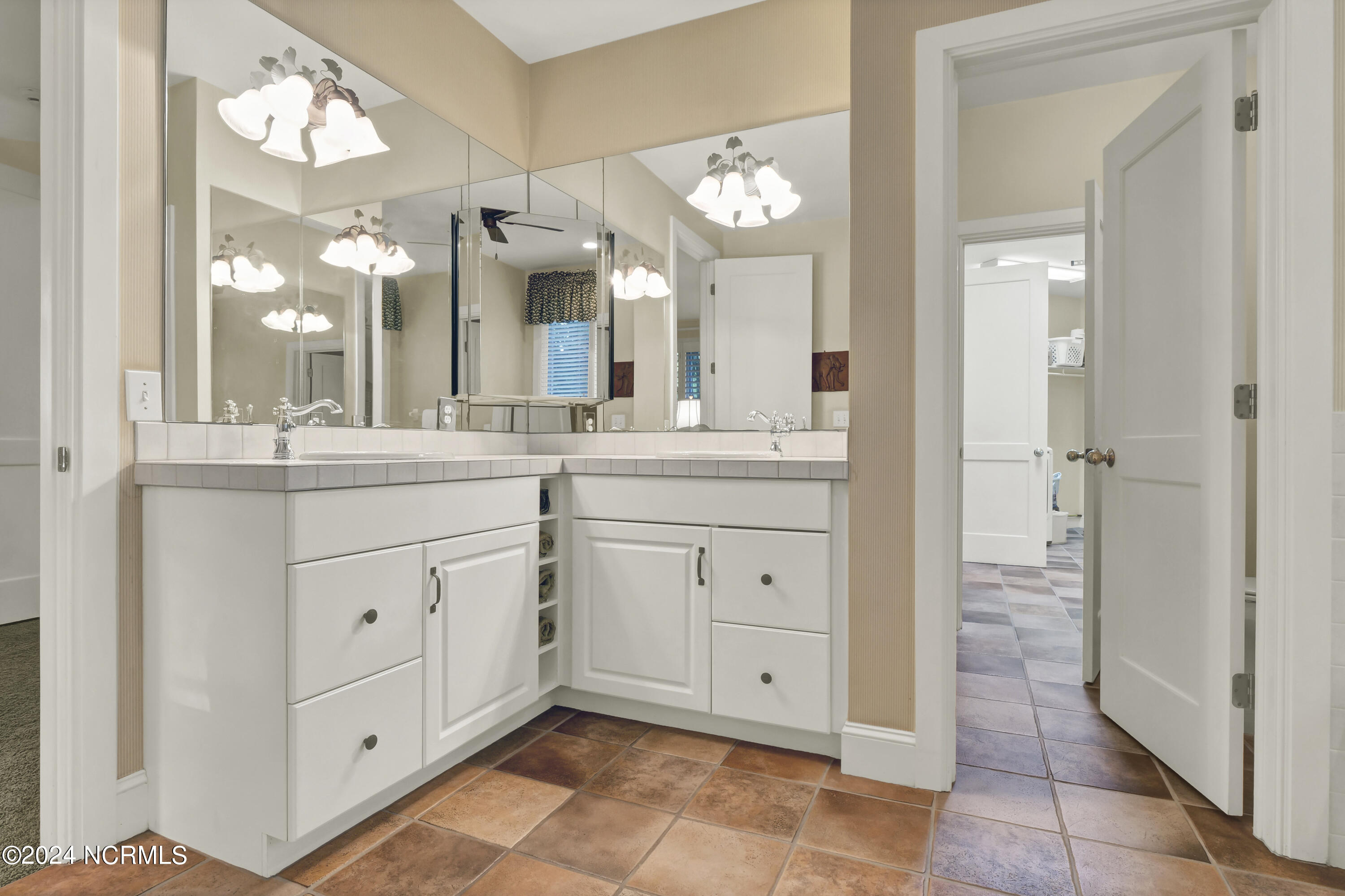 2100 Lee Shore Place