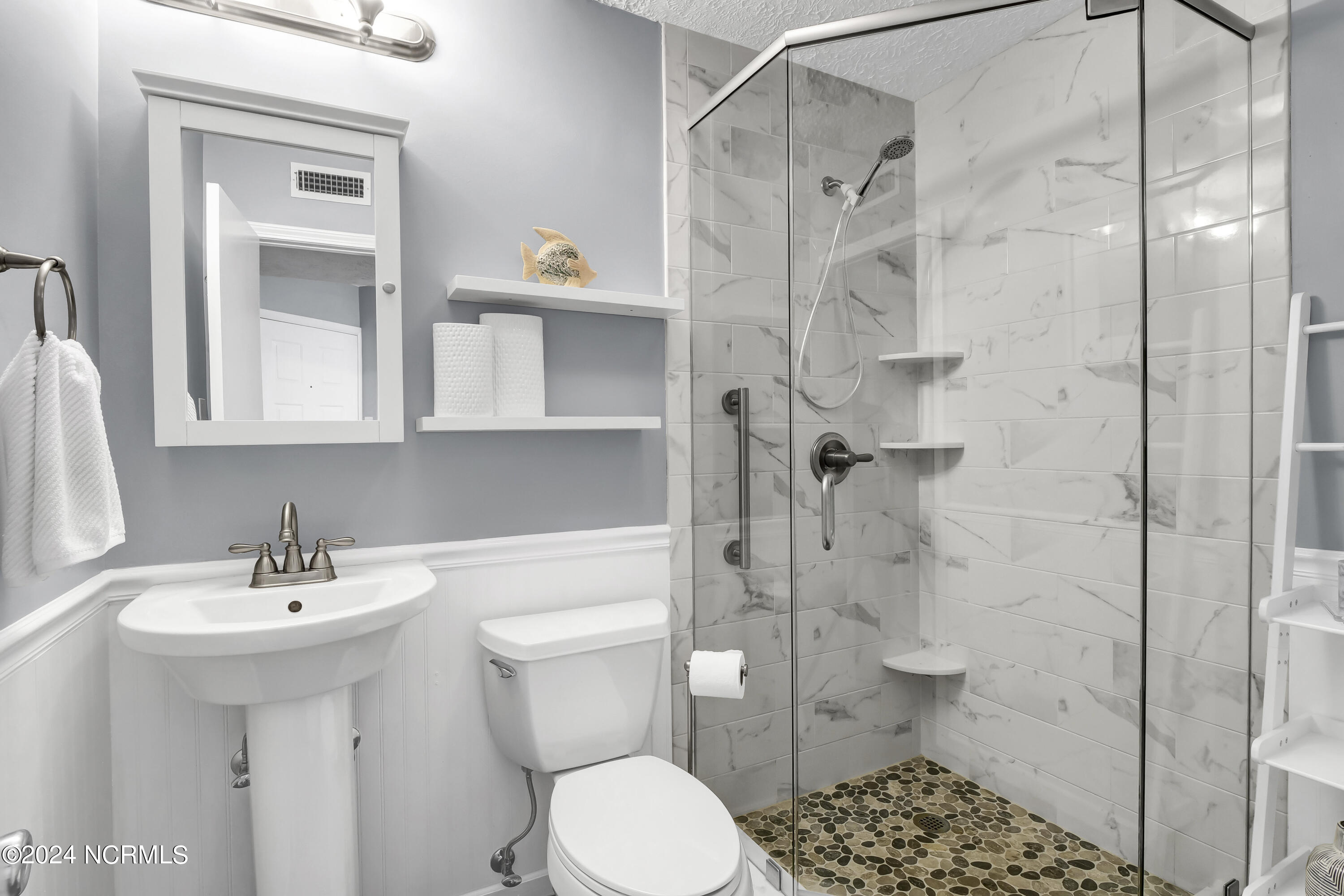 1311 S Lake Park Boulevard, 5b