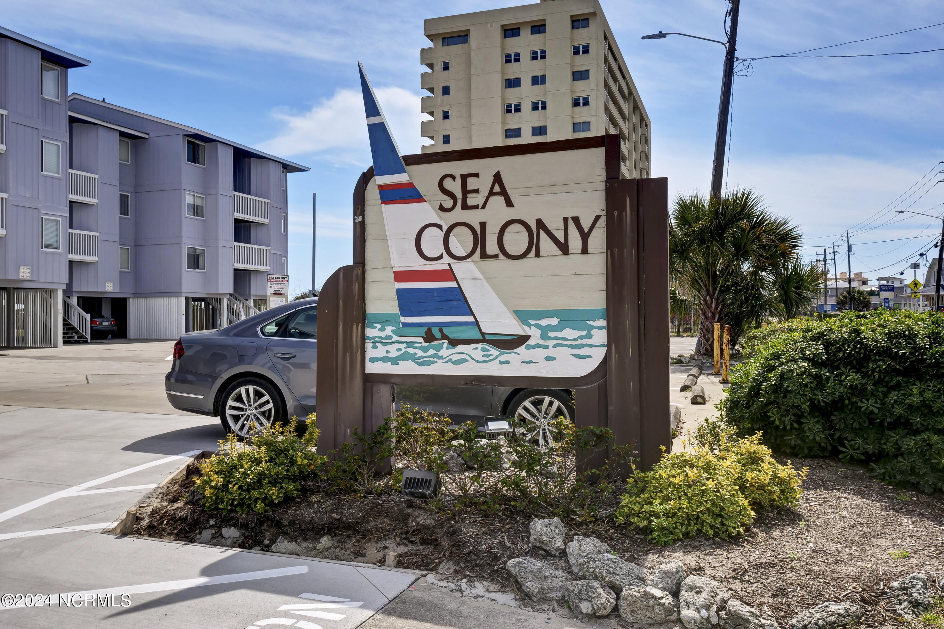 1311 S Lake Park Boulevard, 5b