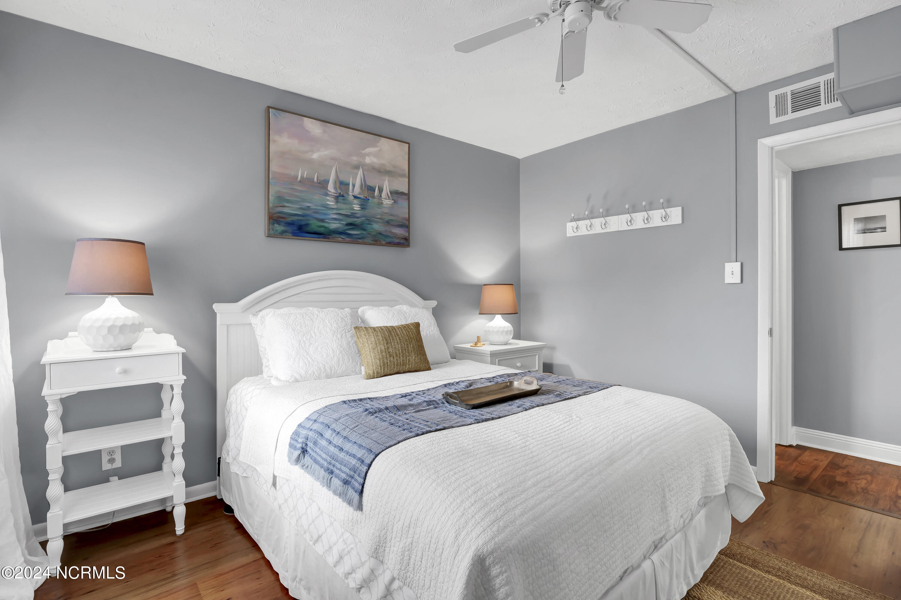 1311 S Lake Park Boulevard, 5b
