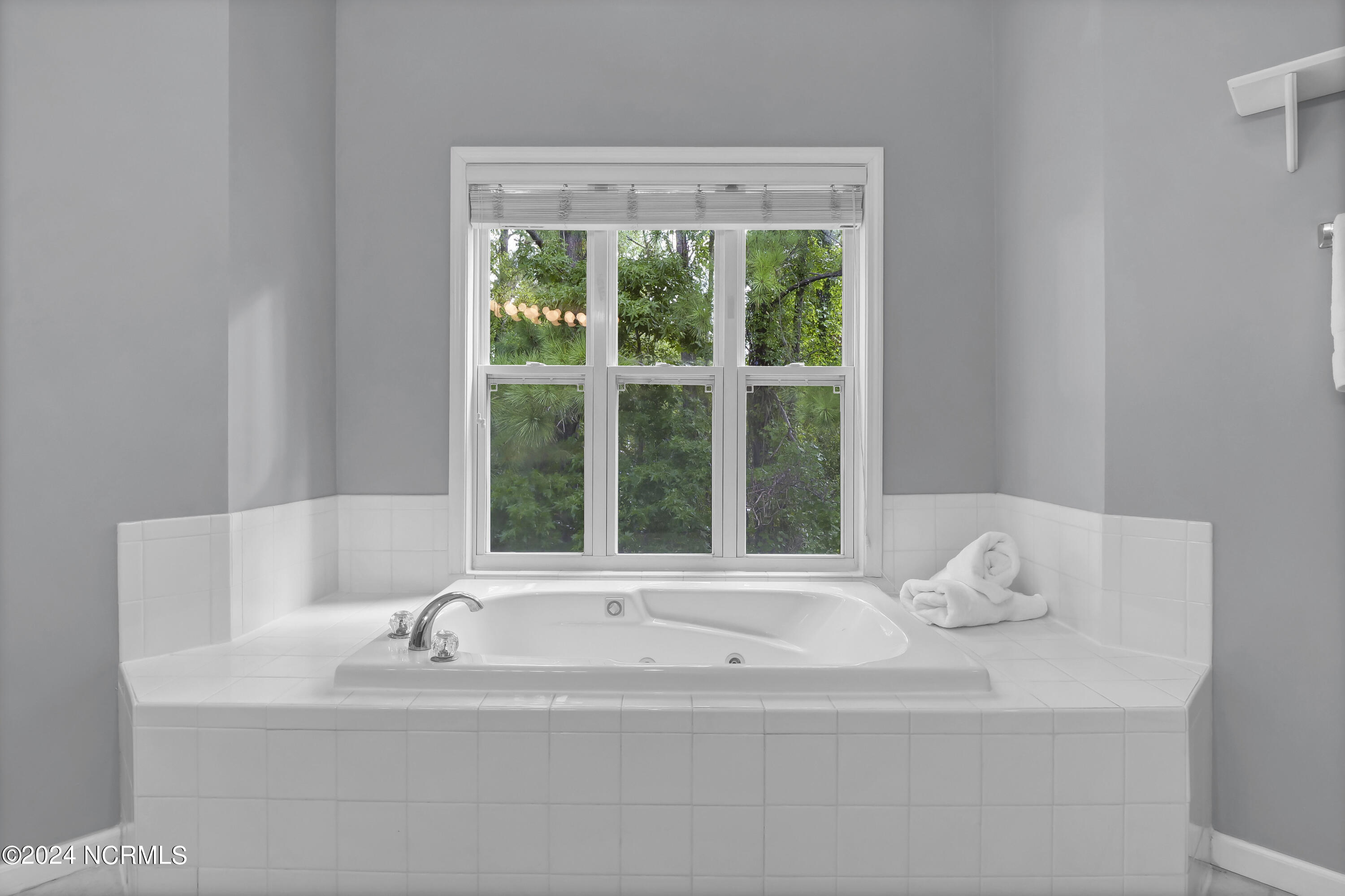 3901 River Front Place, Unit 202